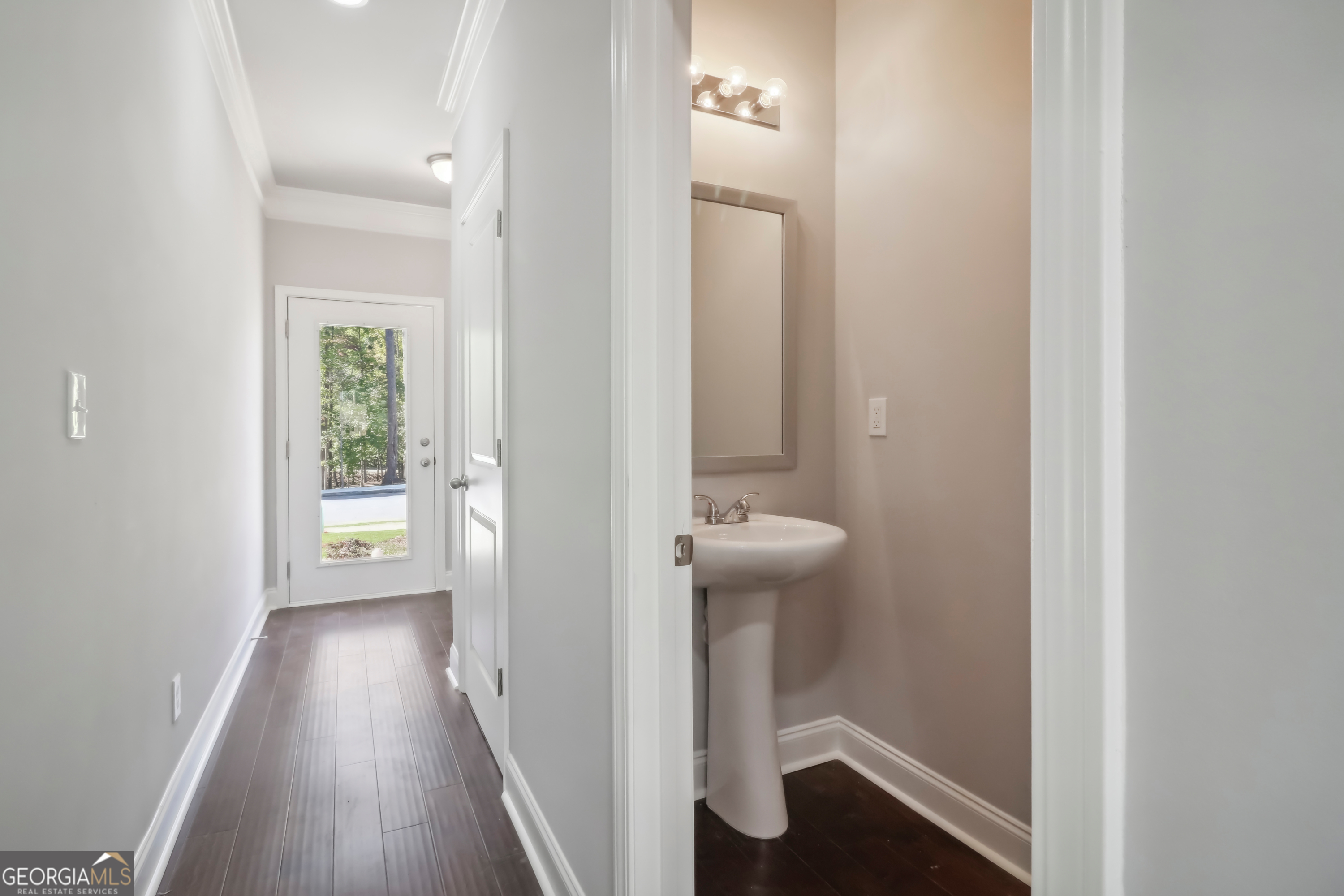 3102-a Brownstone Lane Se Property Photo 3