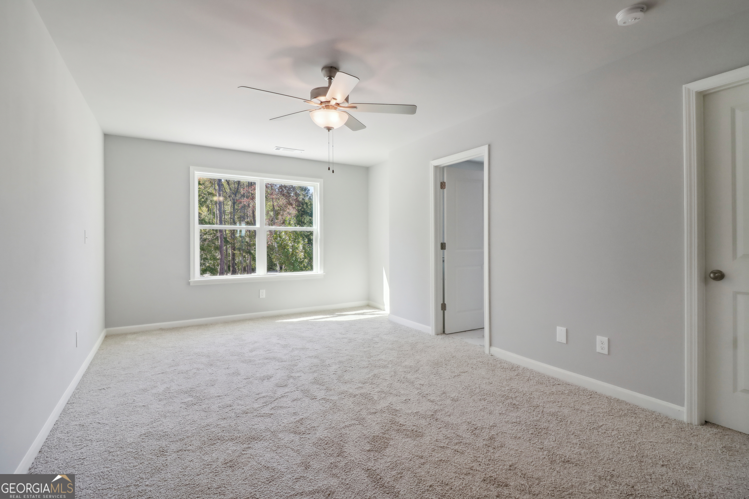 3102-a Brownstone Lane Se Property Photo 8
