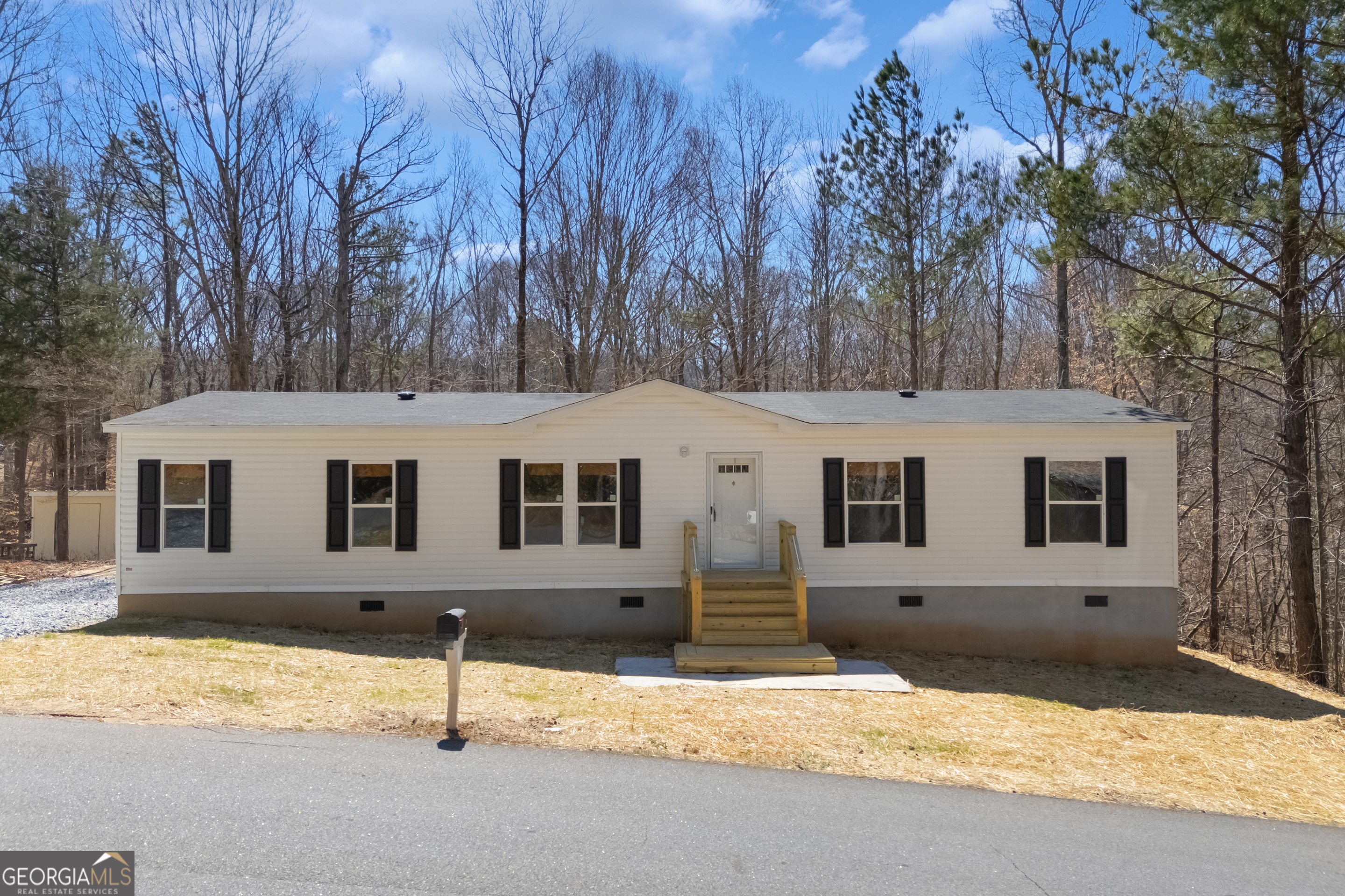 81 Pine Ridge Place Property Photo 1