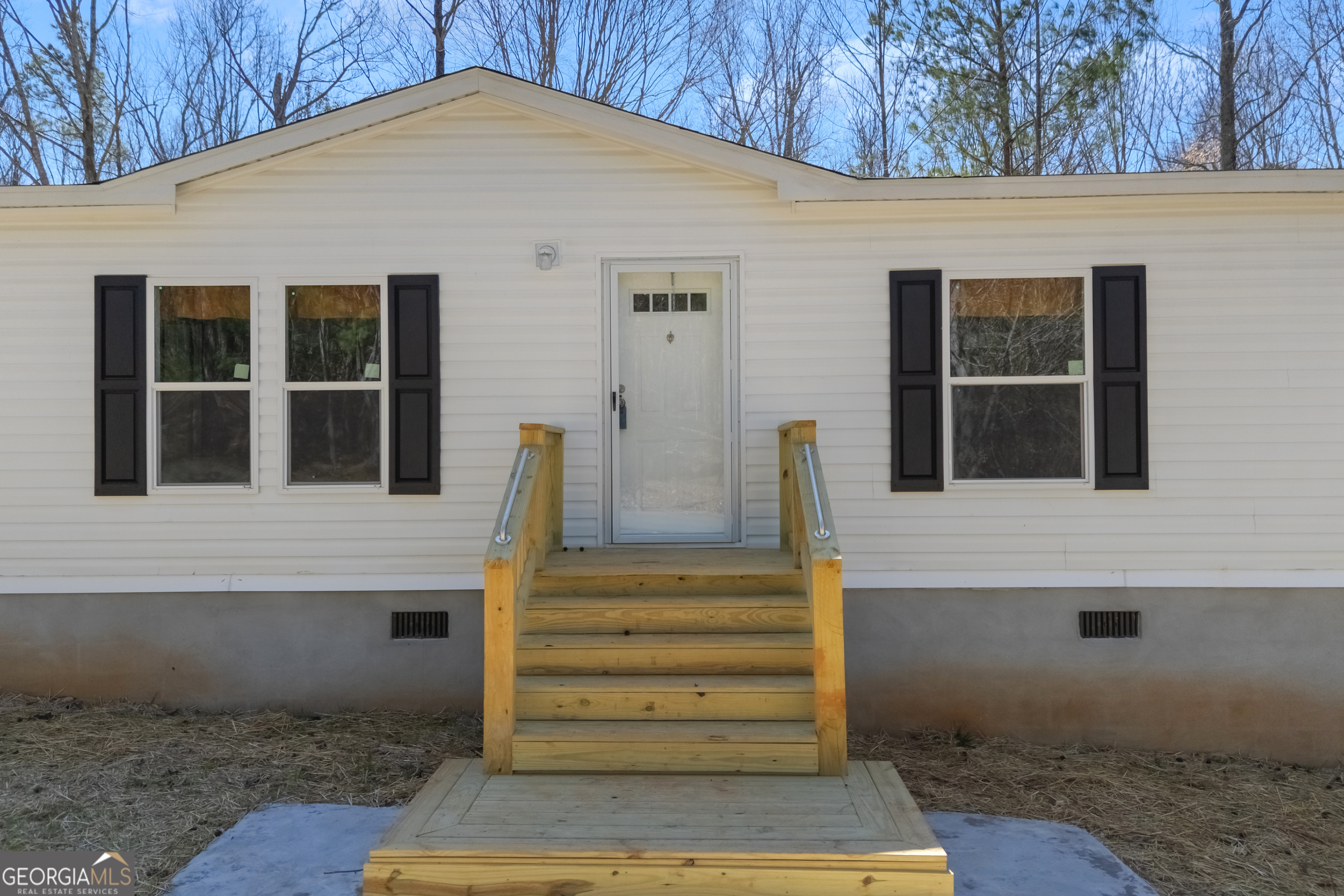 81 Pine Ridge Place Property Photo 6