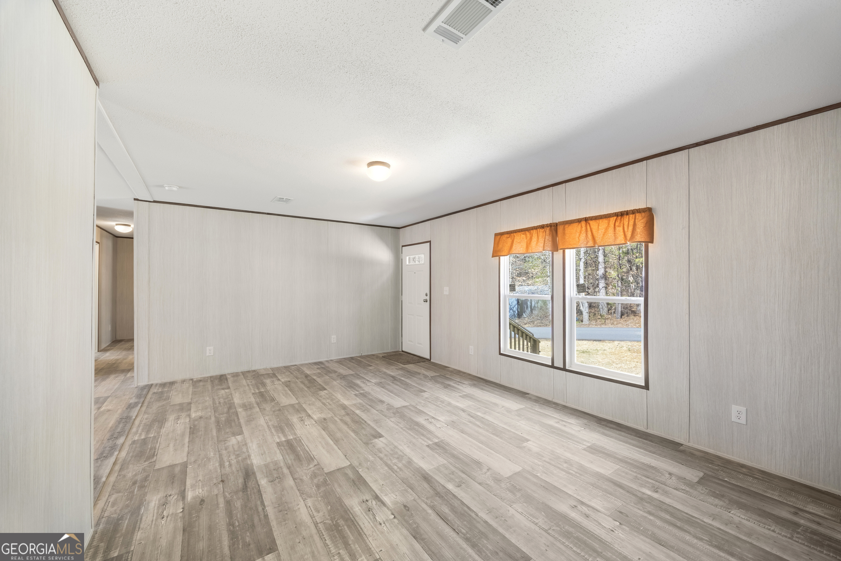 81 Pine Ridge Place Property Photo 10