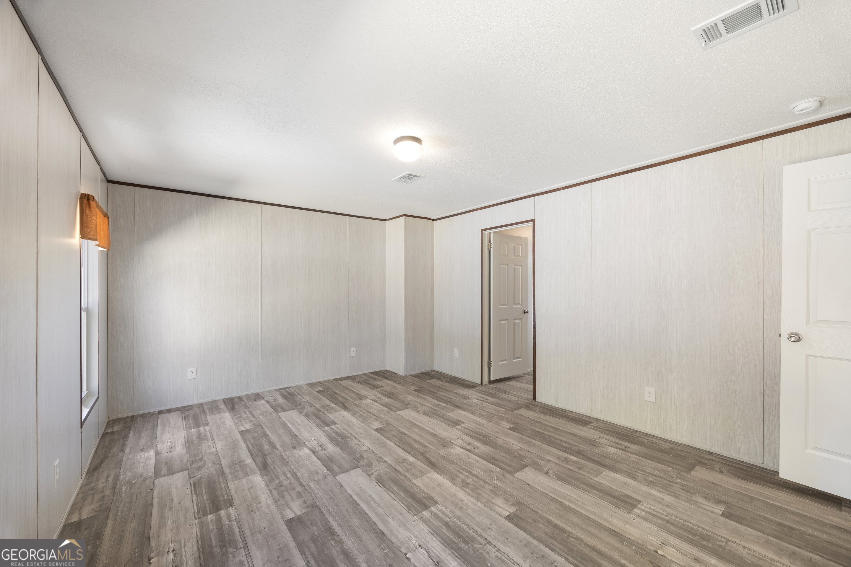81 Pine Ridge Place Property Photo 13