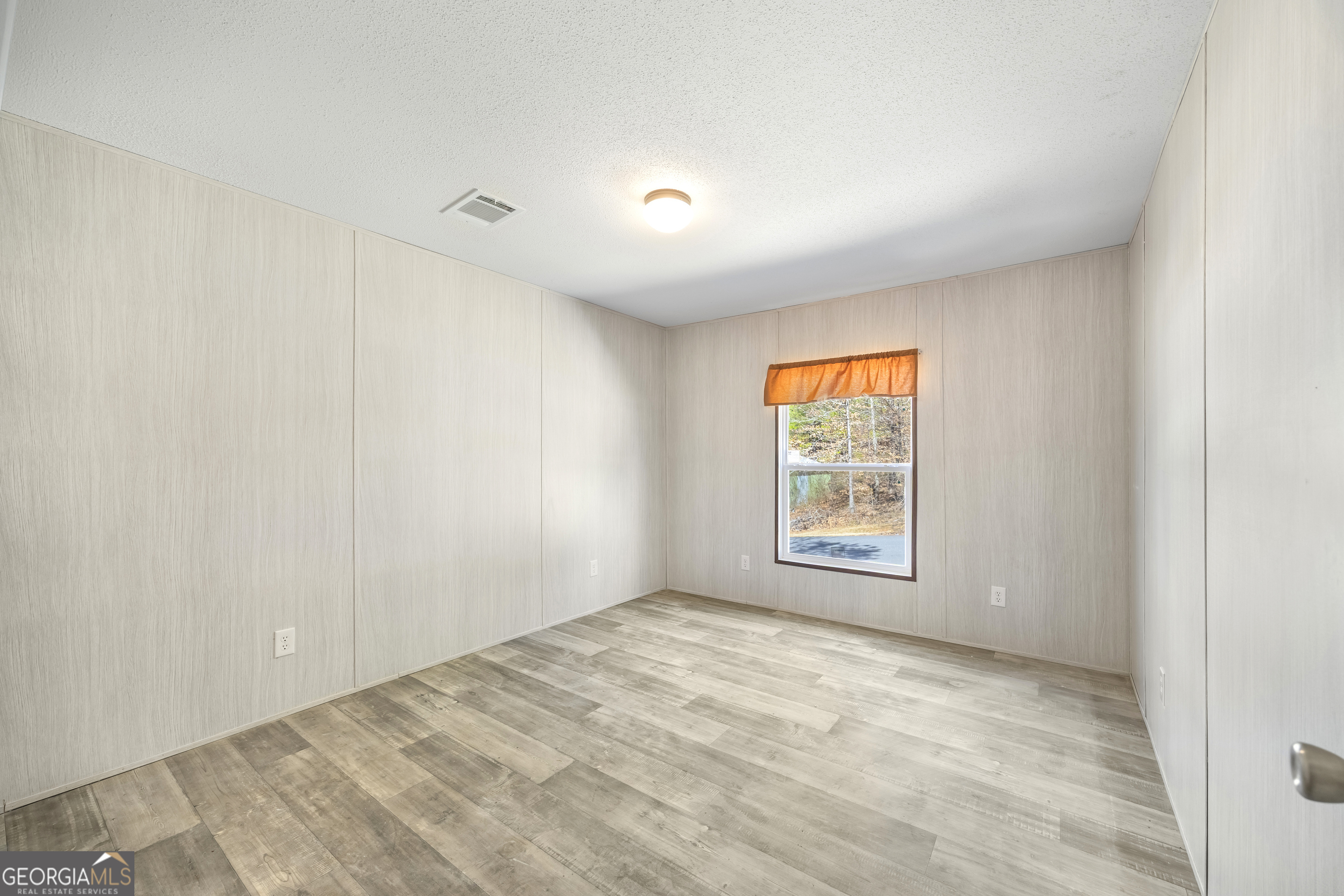81 Pine Ridge Place Property Photo 34