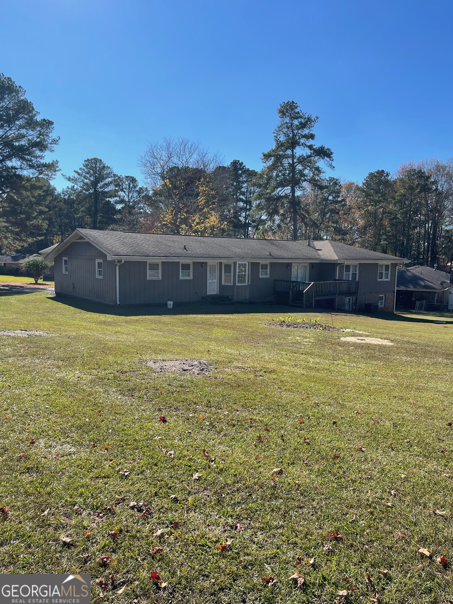 5003 Pineview Terrace Property Photo 7