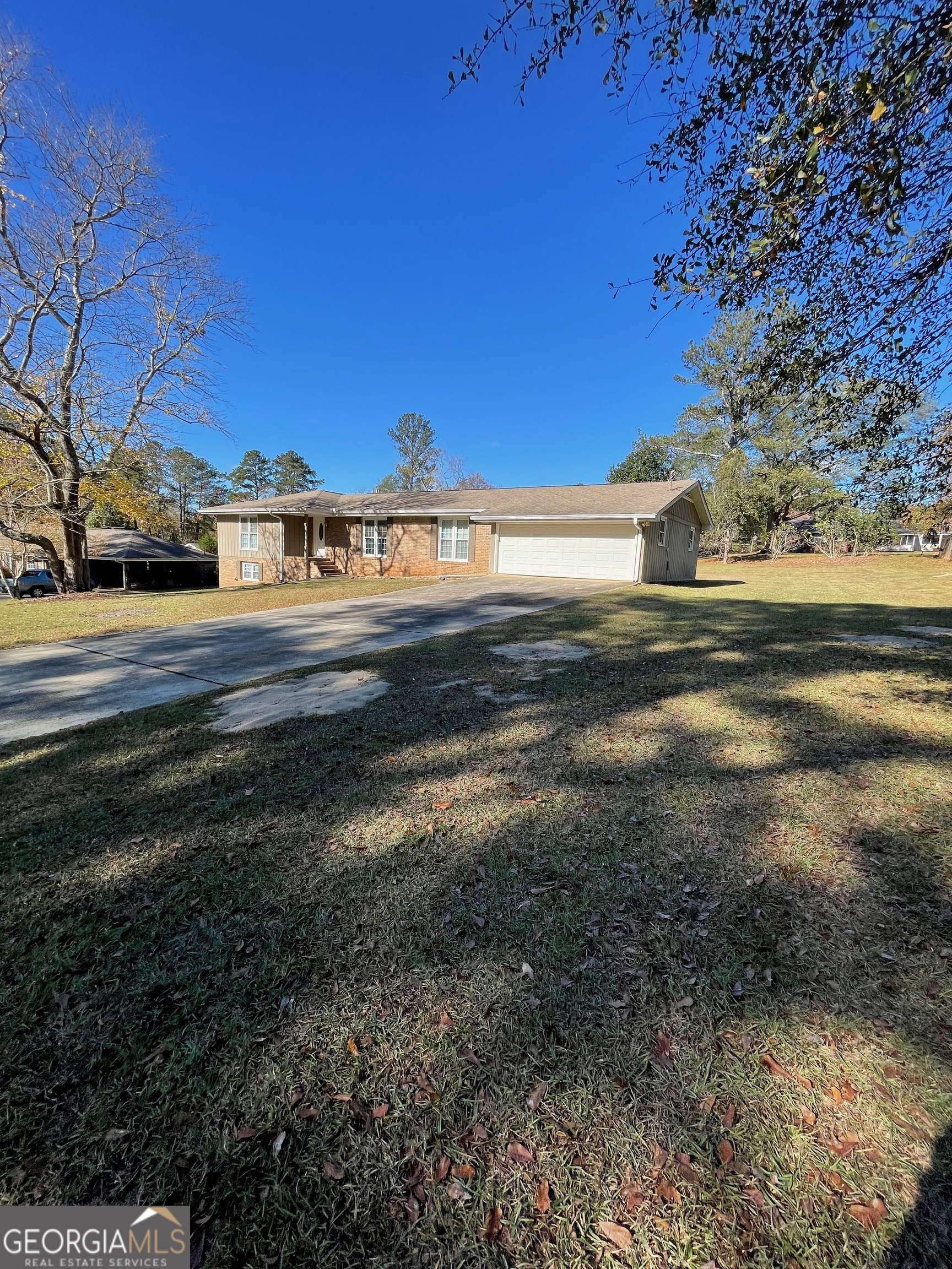 5003 Pineview Terrace Property Photo 9