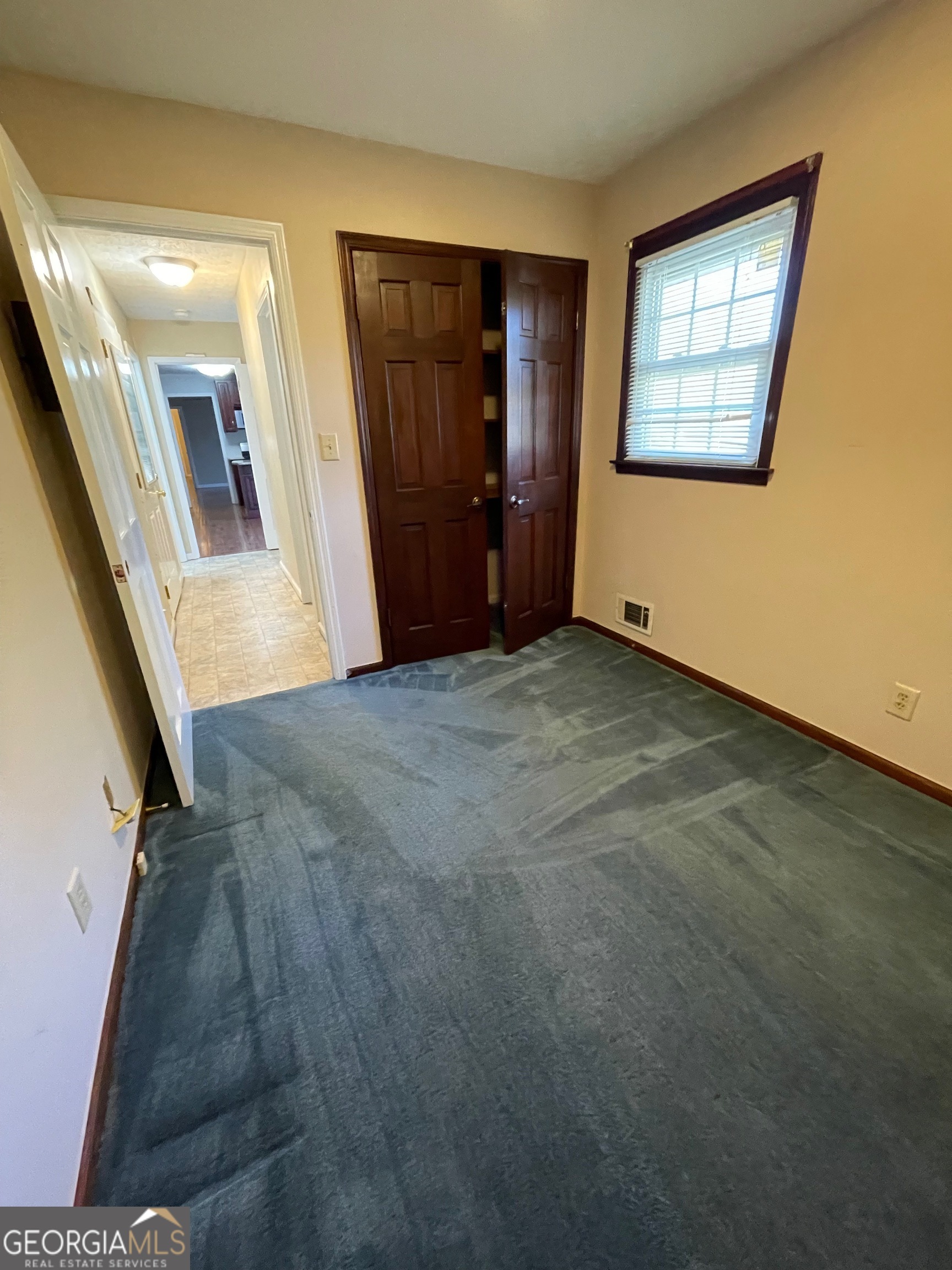 5003 Pineview Terrace Property Photo 20