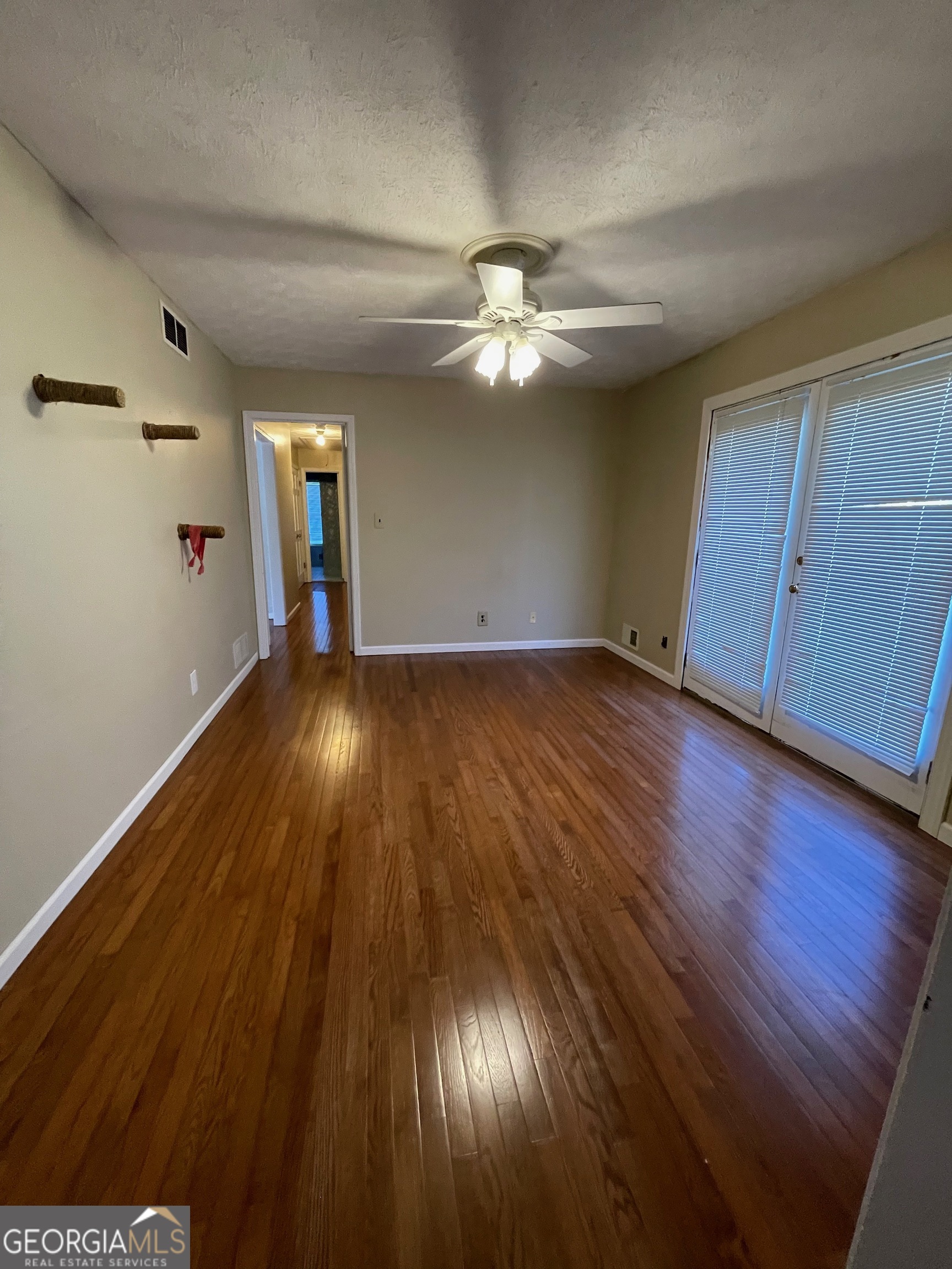 5003 Pineview Terrace Property Photo 27