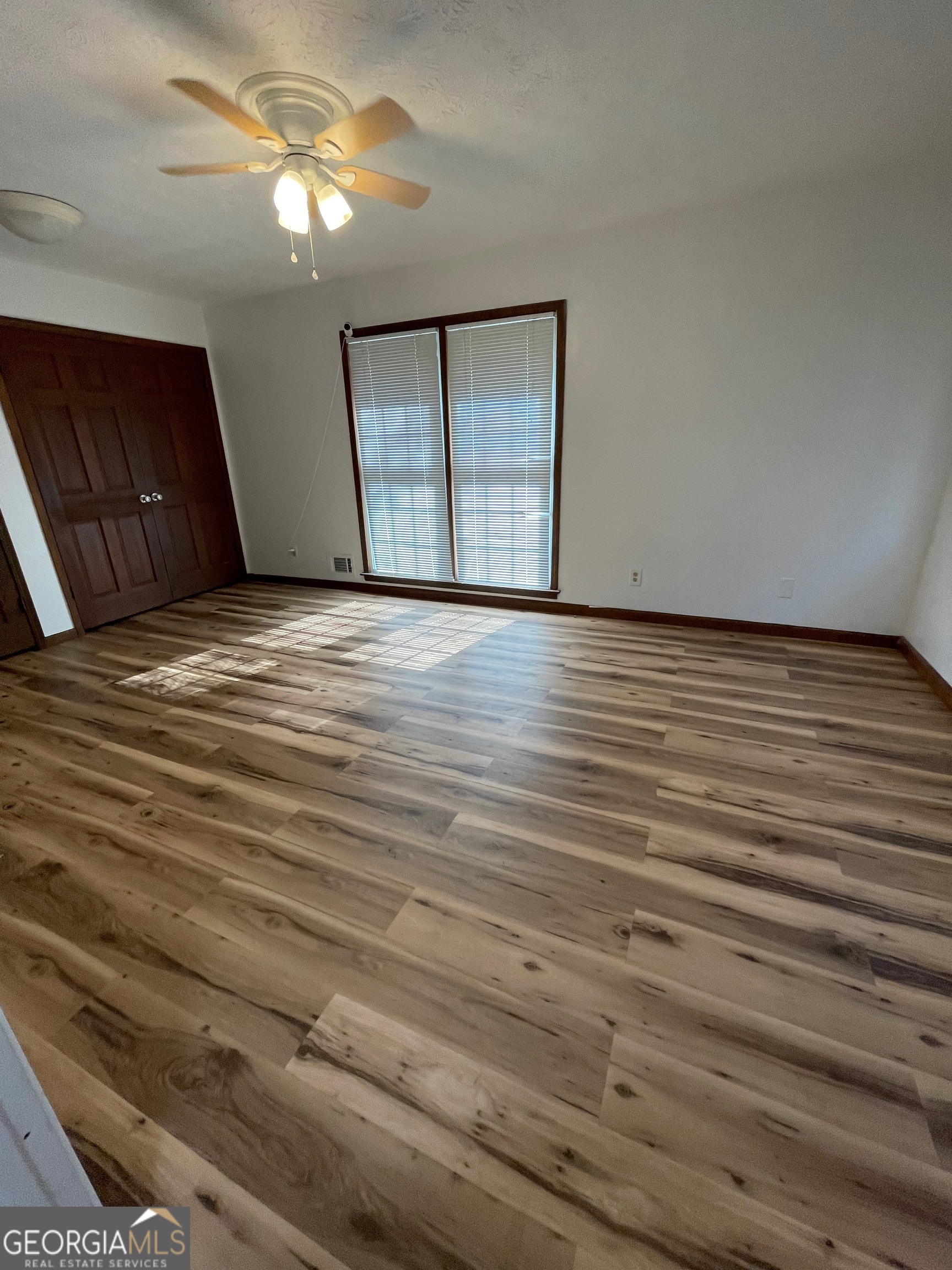 5003 Pineview Terrace Property Photo 30