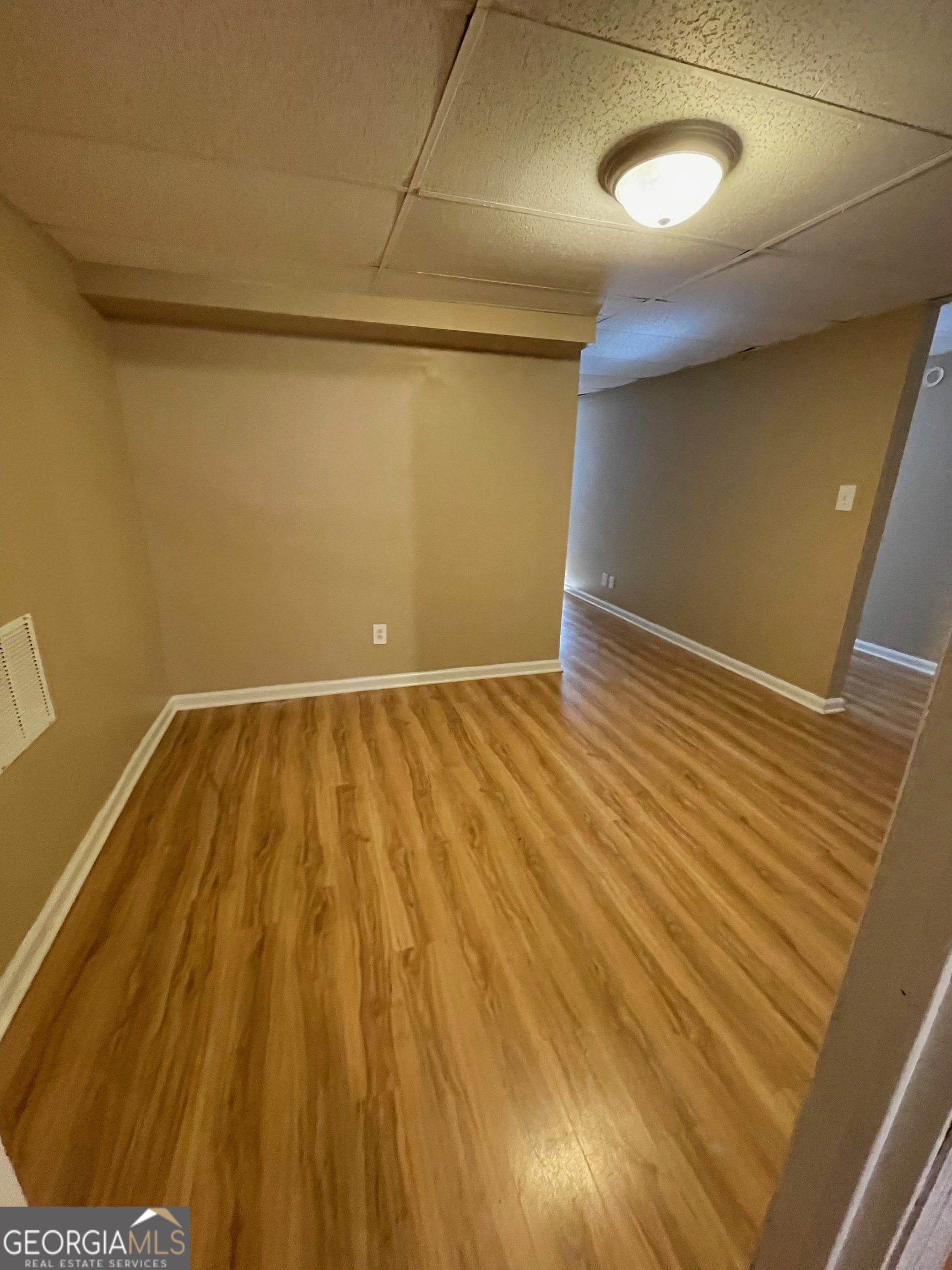 5003 Pineview Terrace Property Photo 44