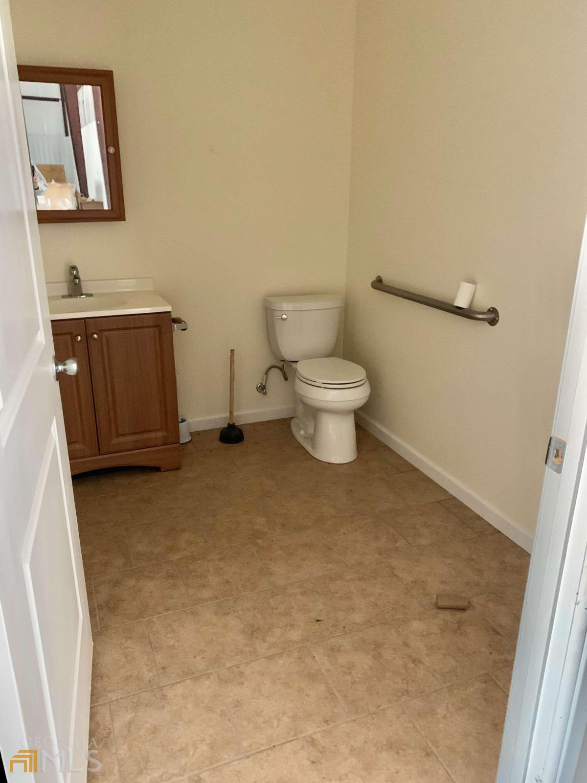 75 Mandeville Road Property Photo 15