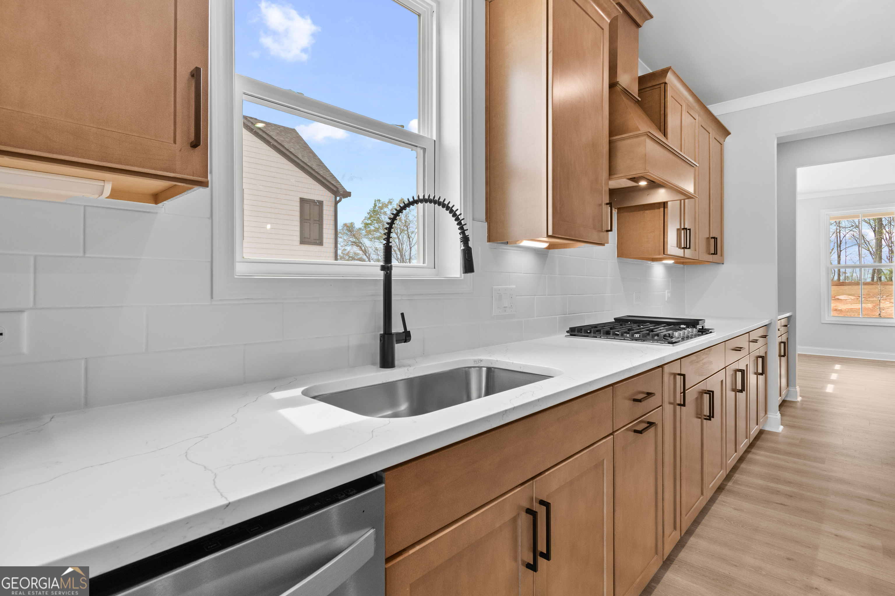 7675 Homer Drive Property Photo 14