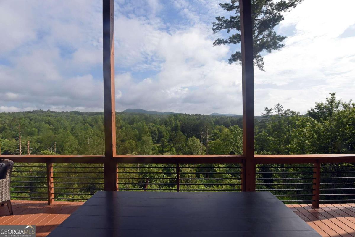 49 Hawks View Property Photo 24