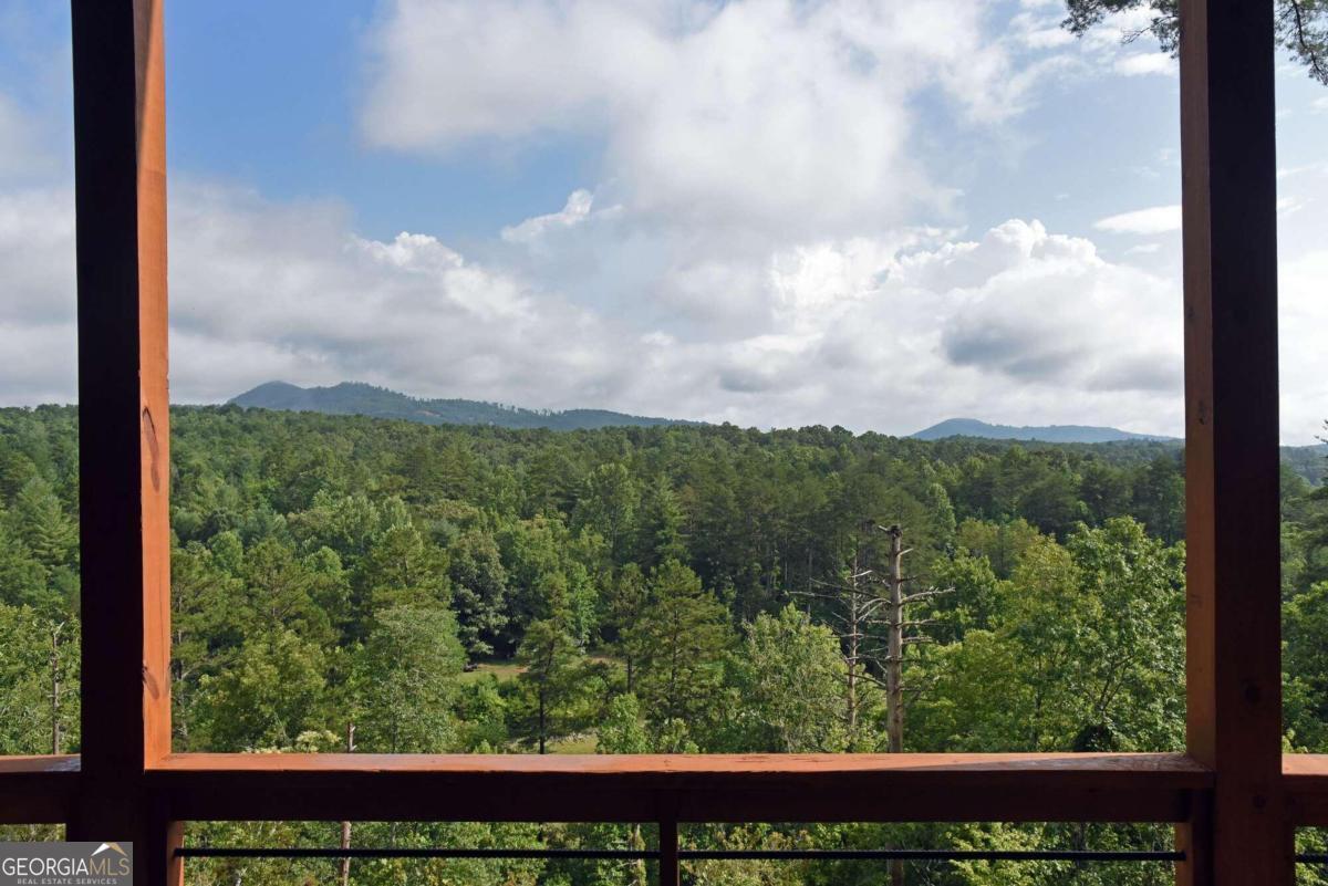49 Hawks View Property Photo 30