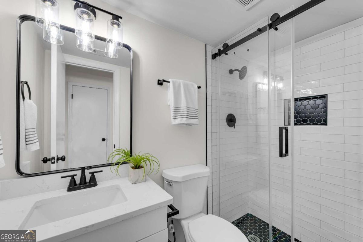 2550 Laurel Ridge Drive Property Photo 12