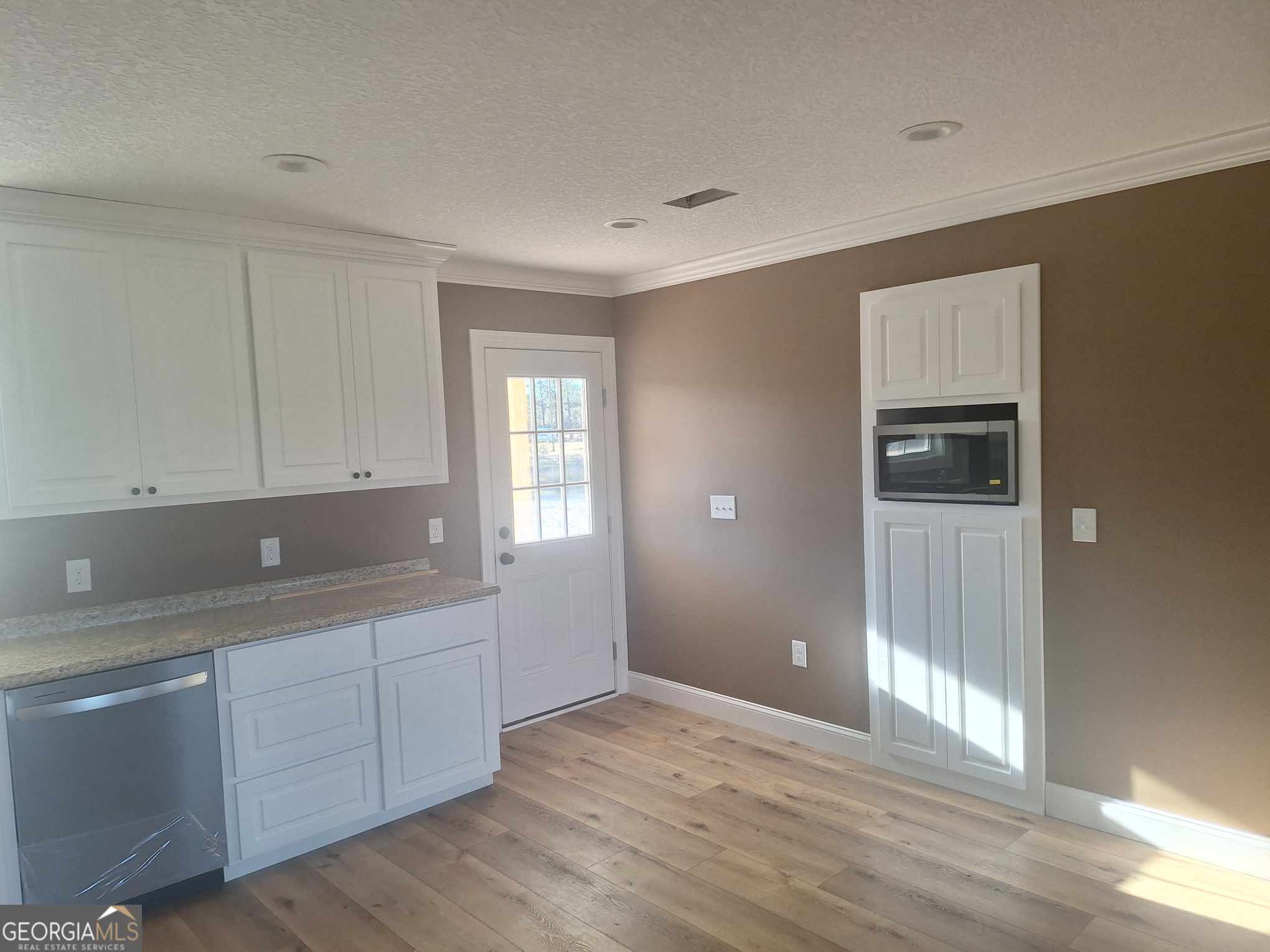 327 Woodlawn Church Road Property Photo 4