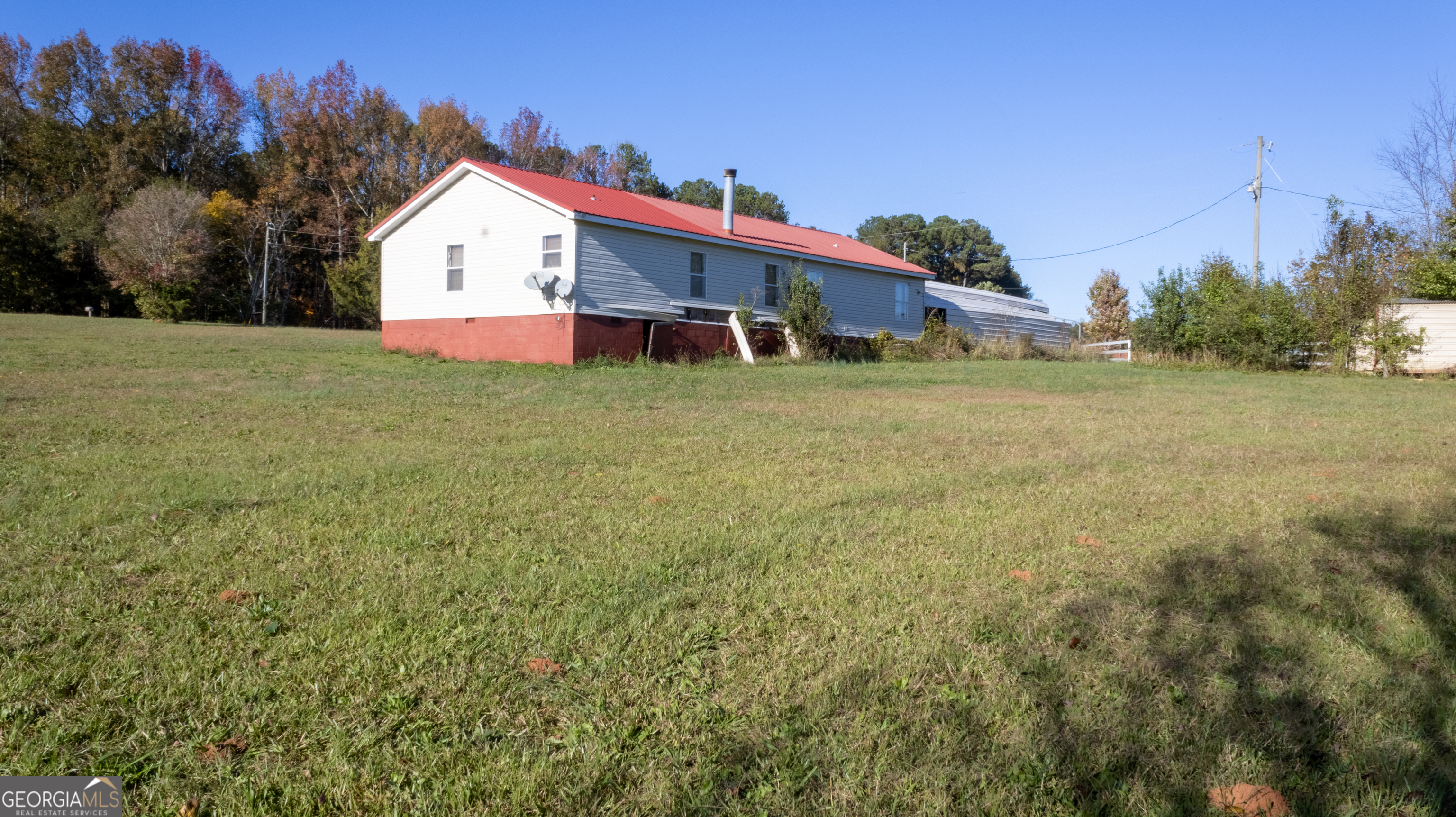 810 N Pomona Road Property Photo 13