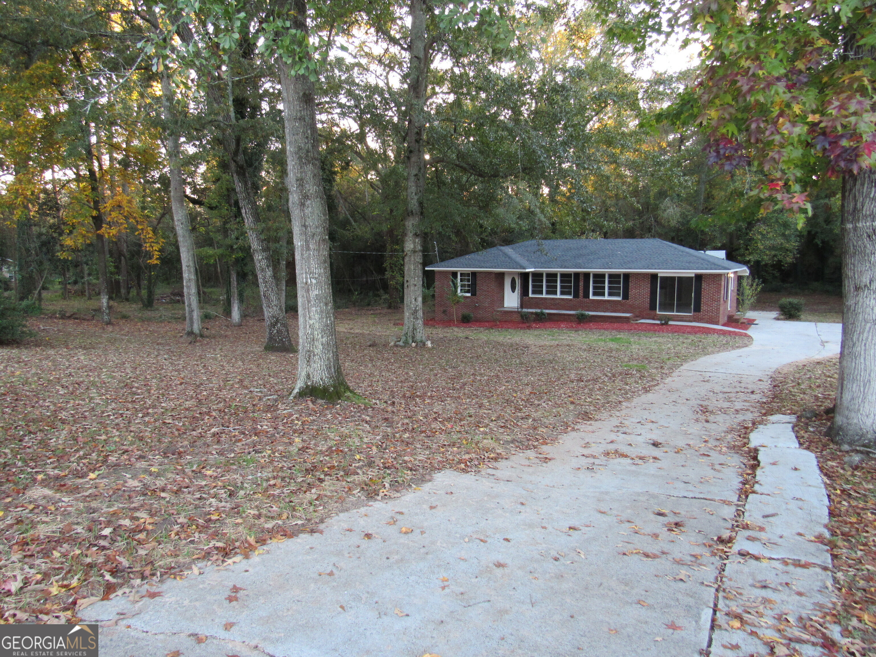 6467 Bevin Drive Property Photo 1