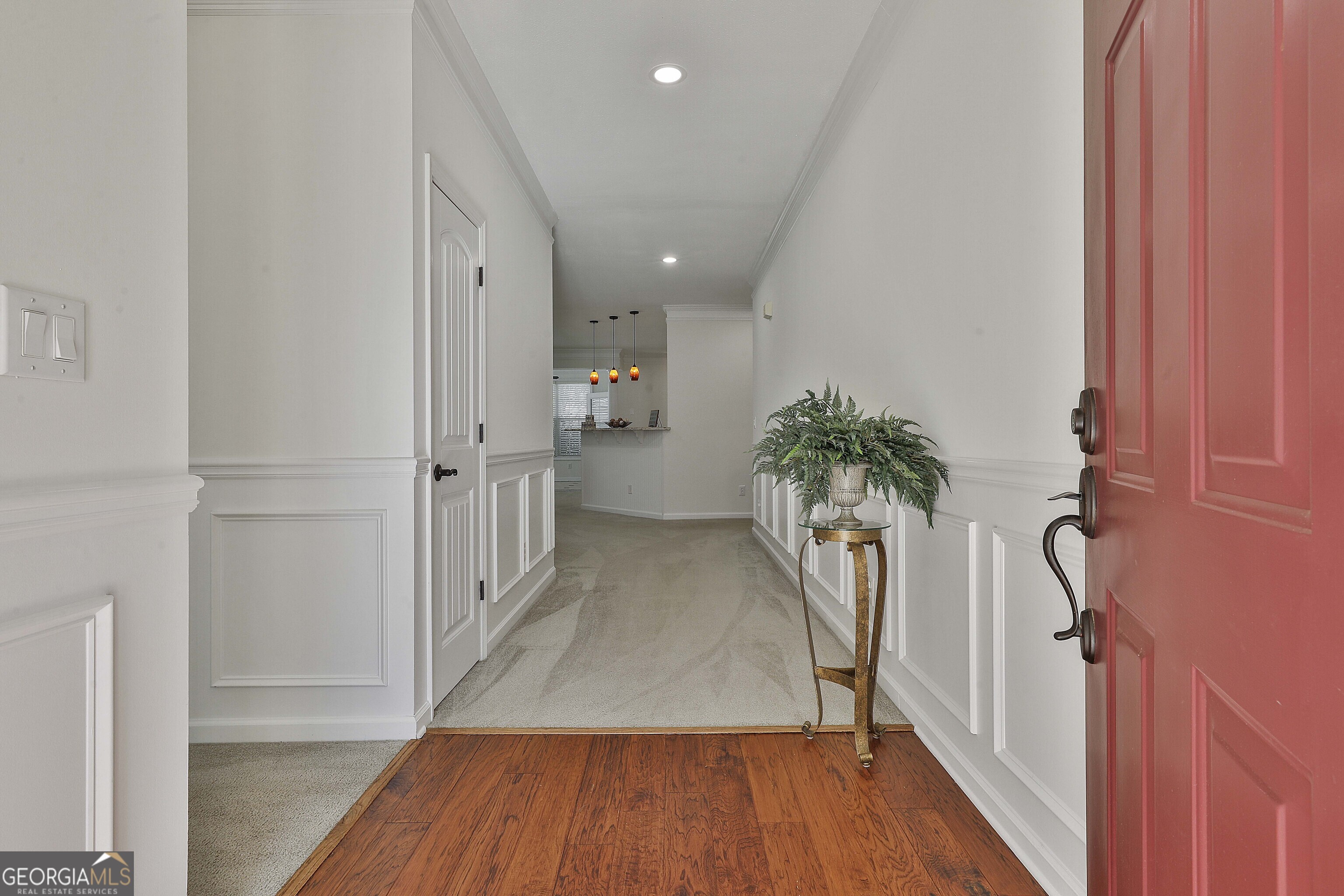 1033 Pinehurst Drive Property Photo 6
