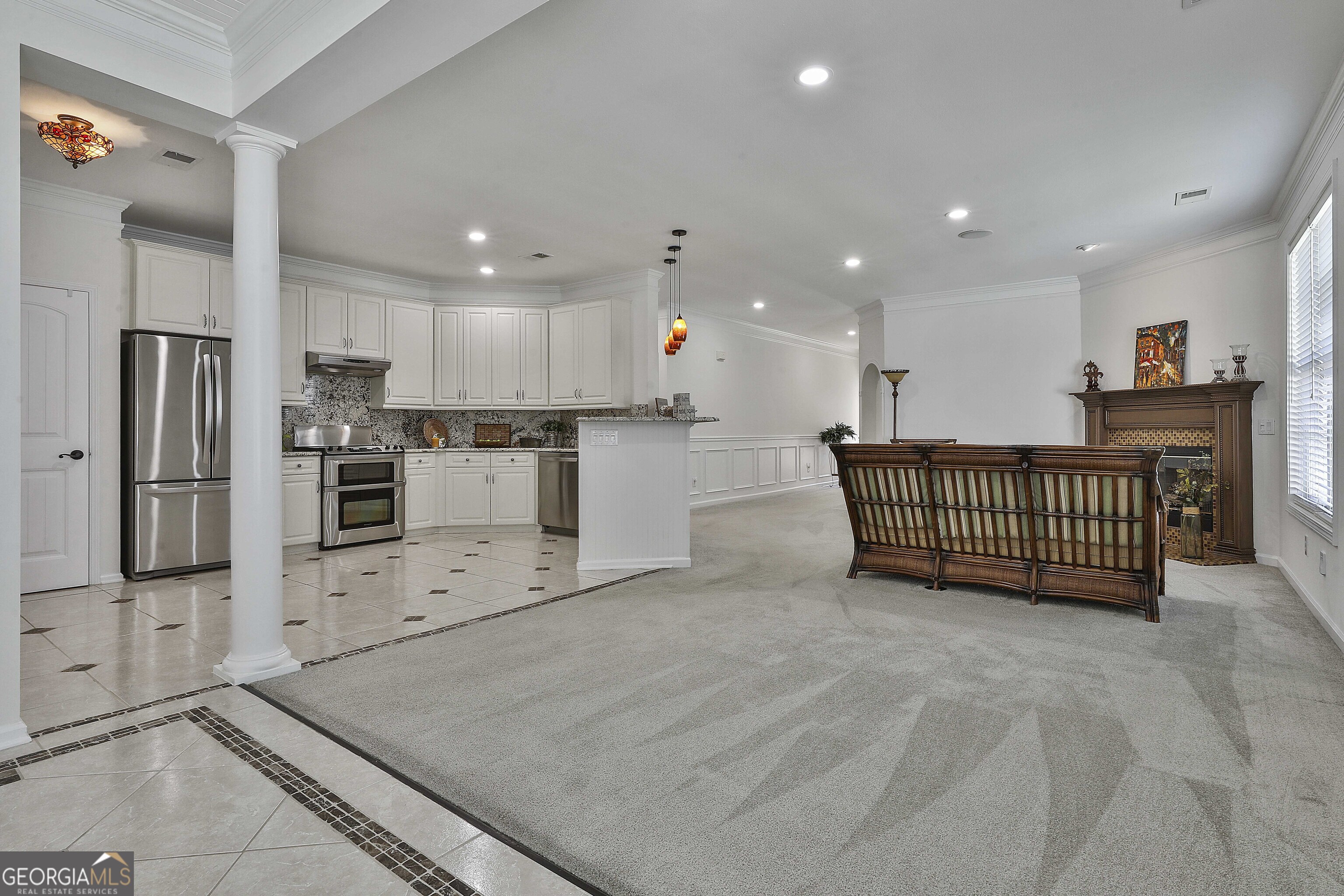 1033 Pinehurst Drive Property Photo 11