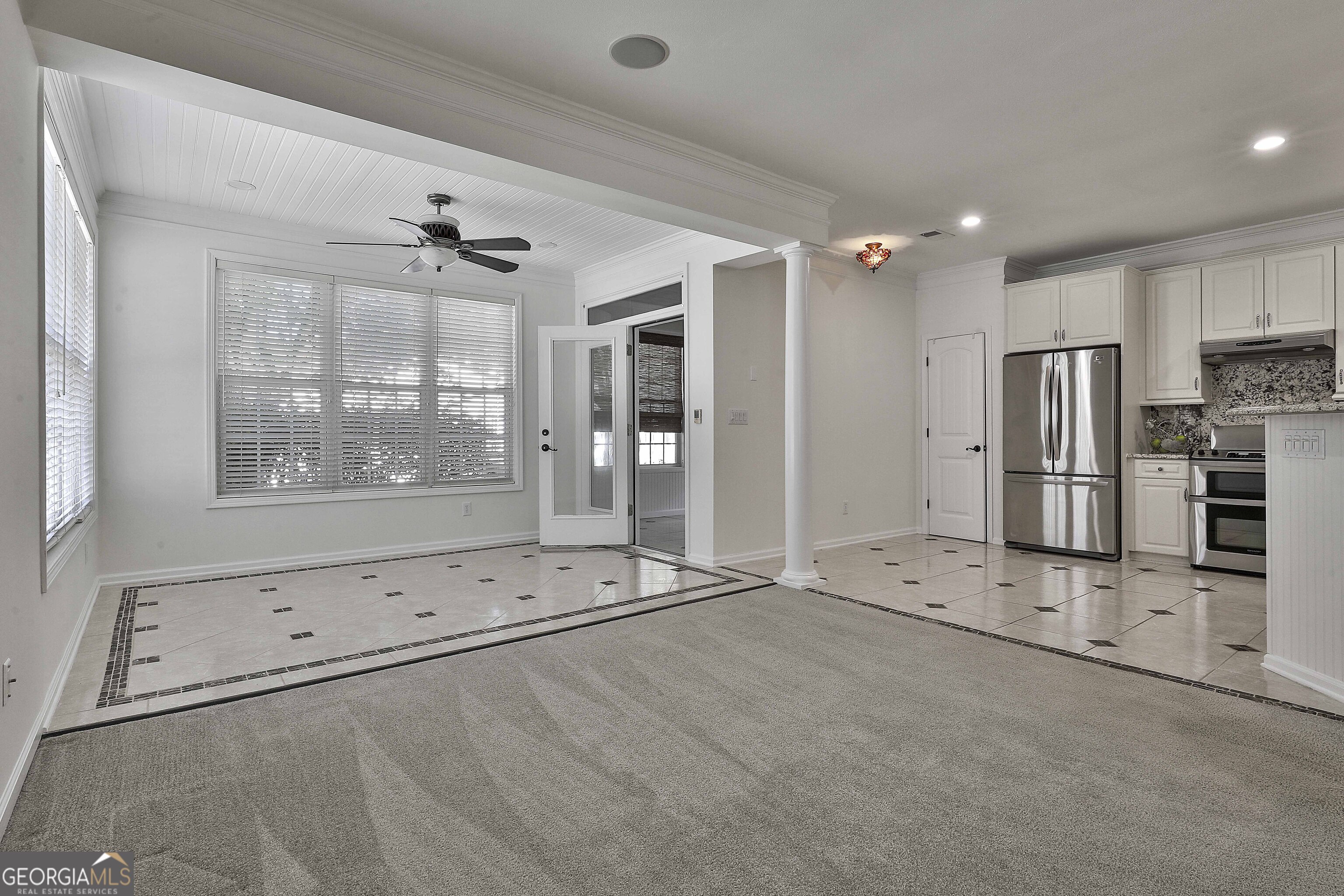 1033 Pinehurst Drive Property Photo 12
