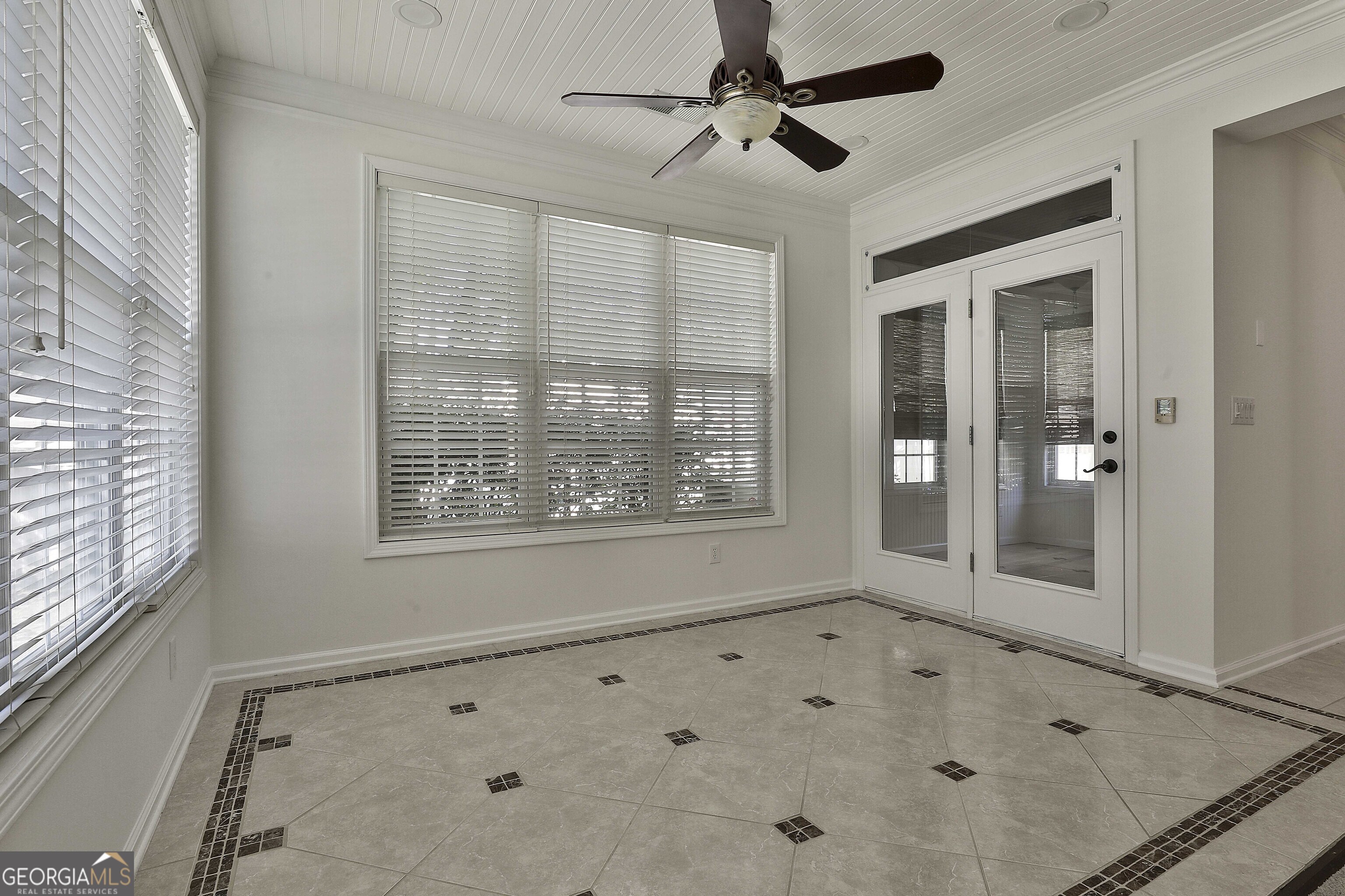 1033 Pinehurst Drive Property Photo 17
