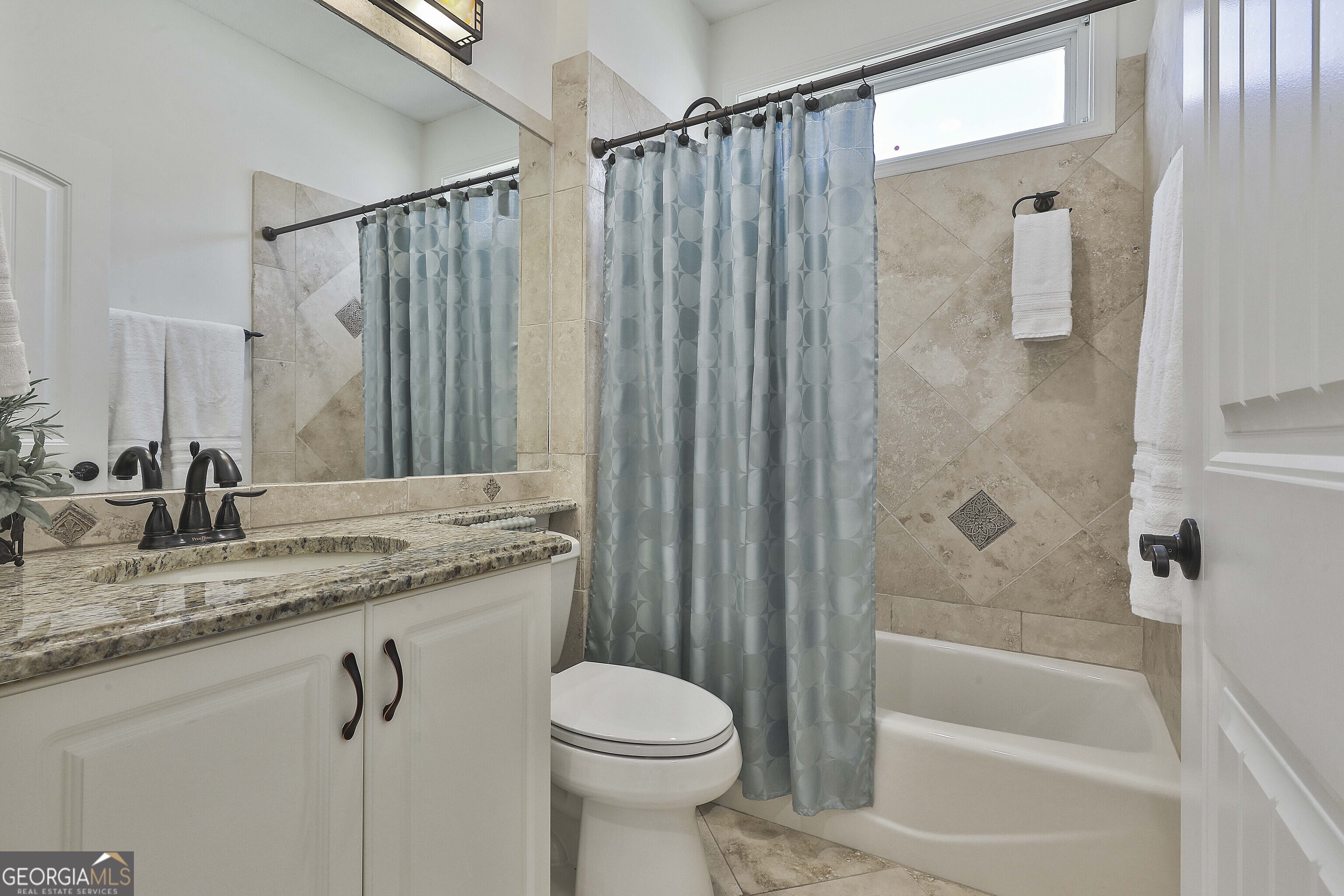 1033 Pinehurst Drive Property Photo 25