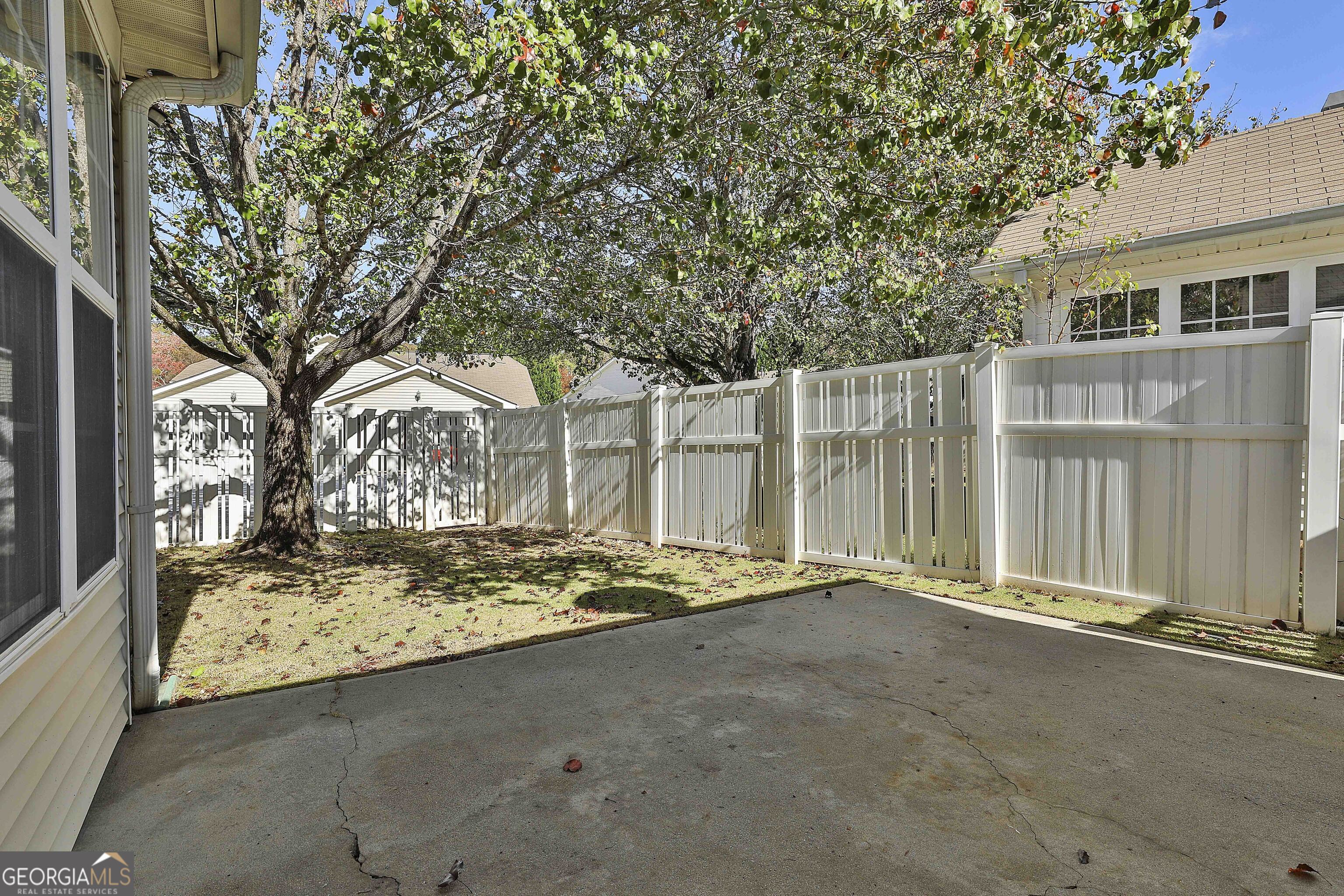 1033 Pinehurst Drive Property Photo 29