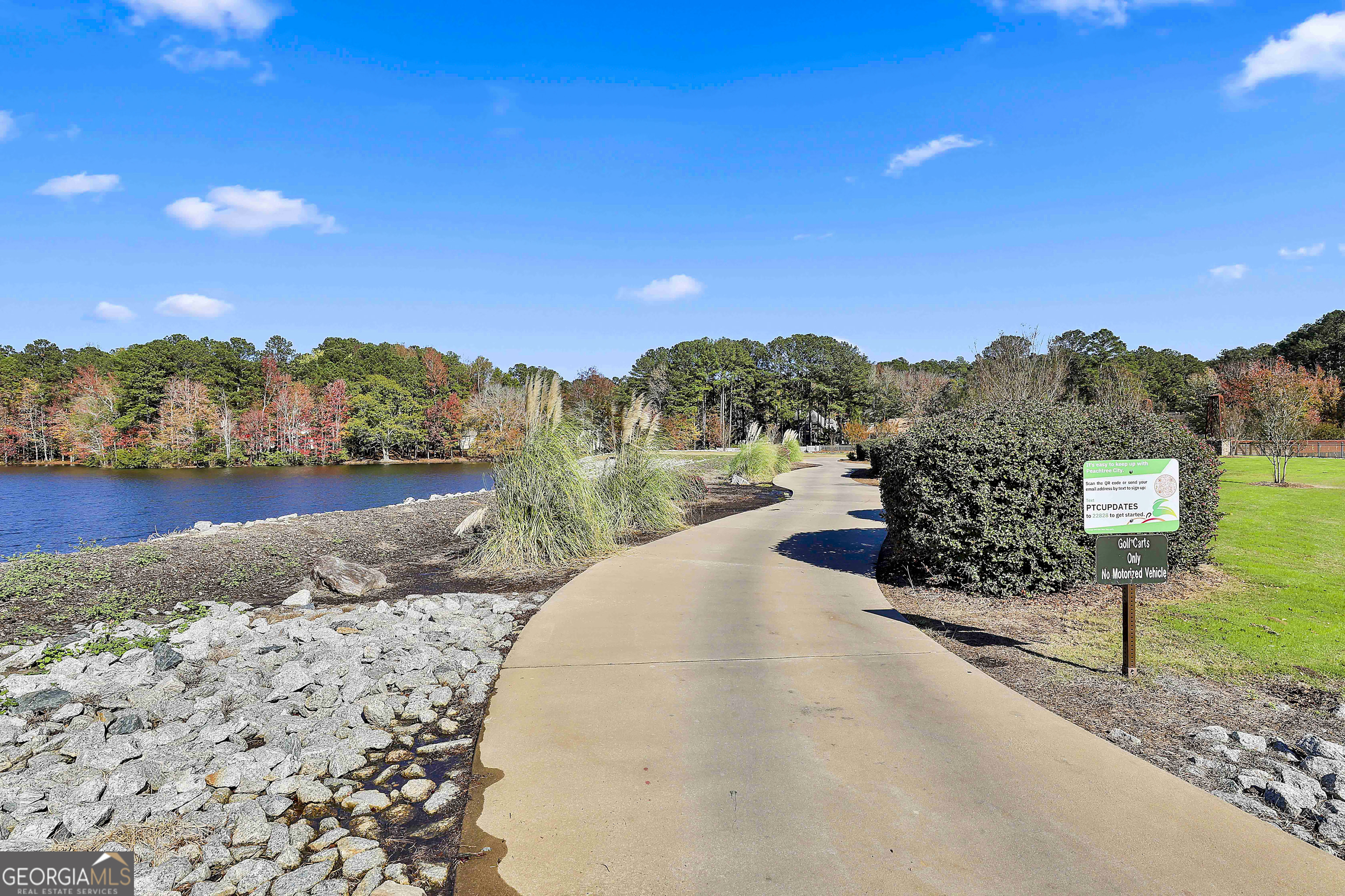 1033 Pinehurst Drive Property Photo 41