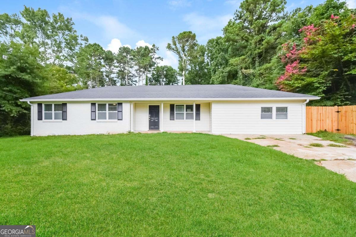 429 Landers Drive Sw Property Photo 1