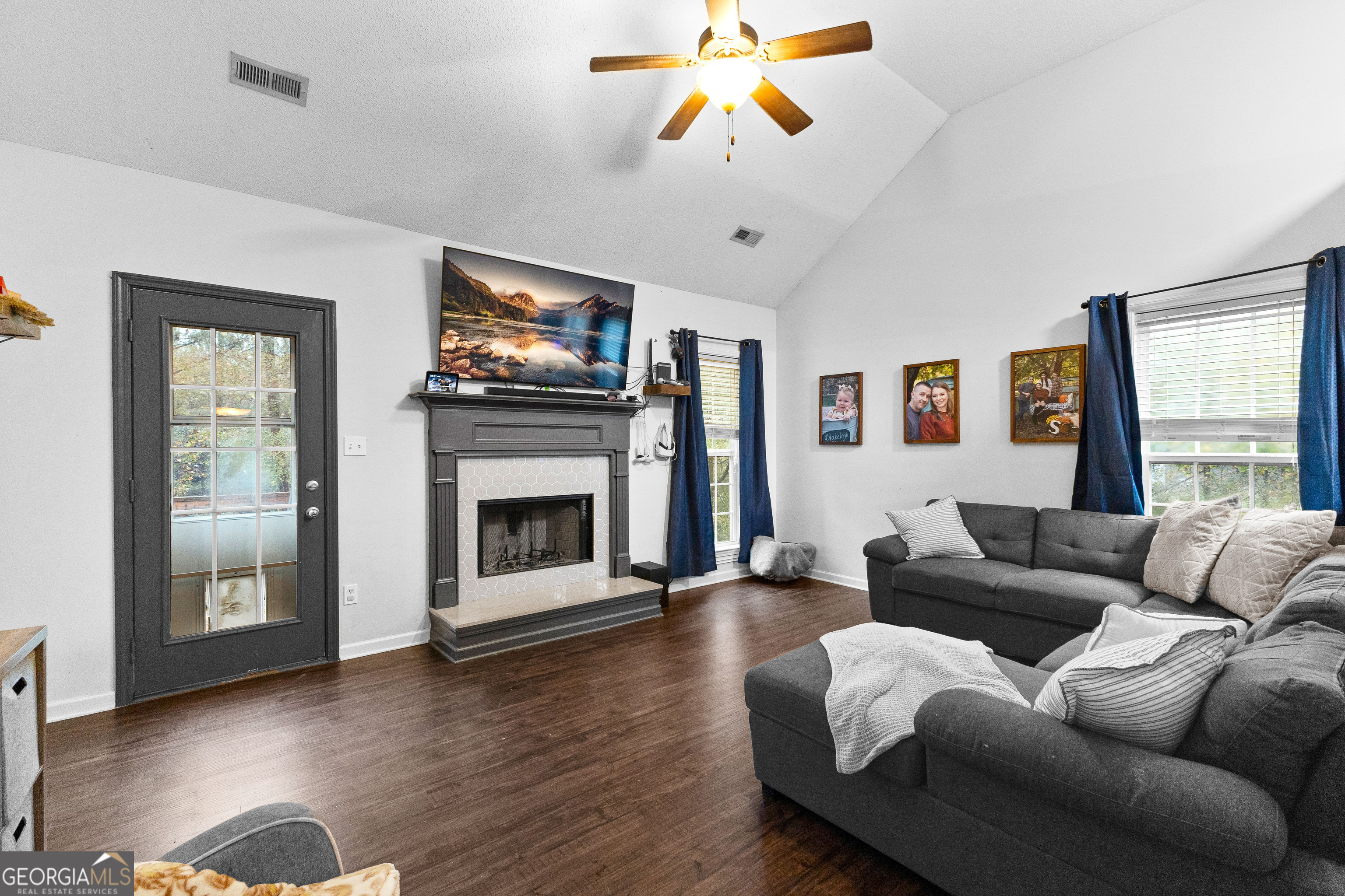 143 Farrington Court Property Photo 8