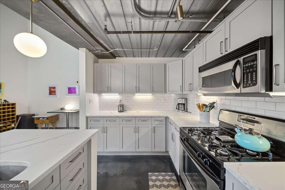 572 Edgewood Avenue Ne # 306 Property Photo 8
