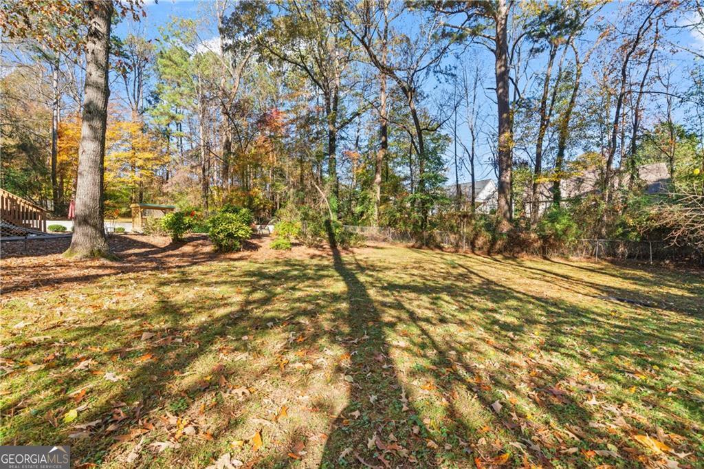 527 Eight Point Court Property Photo 13