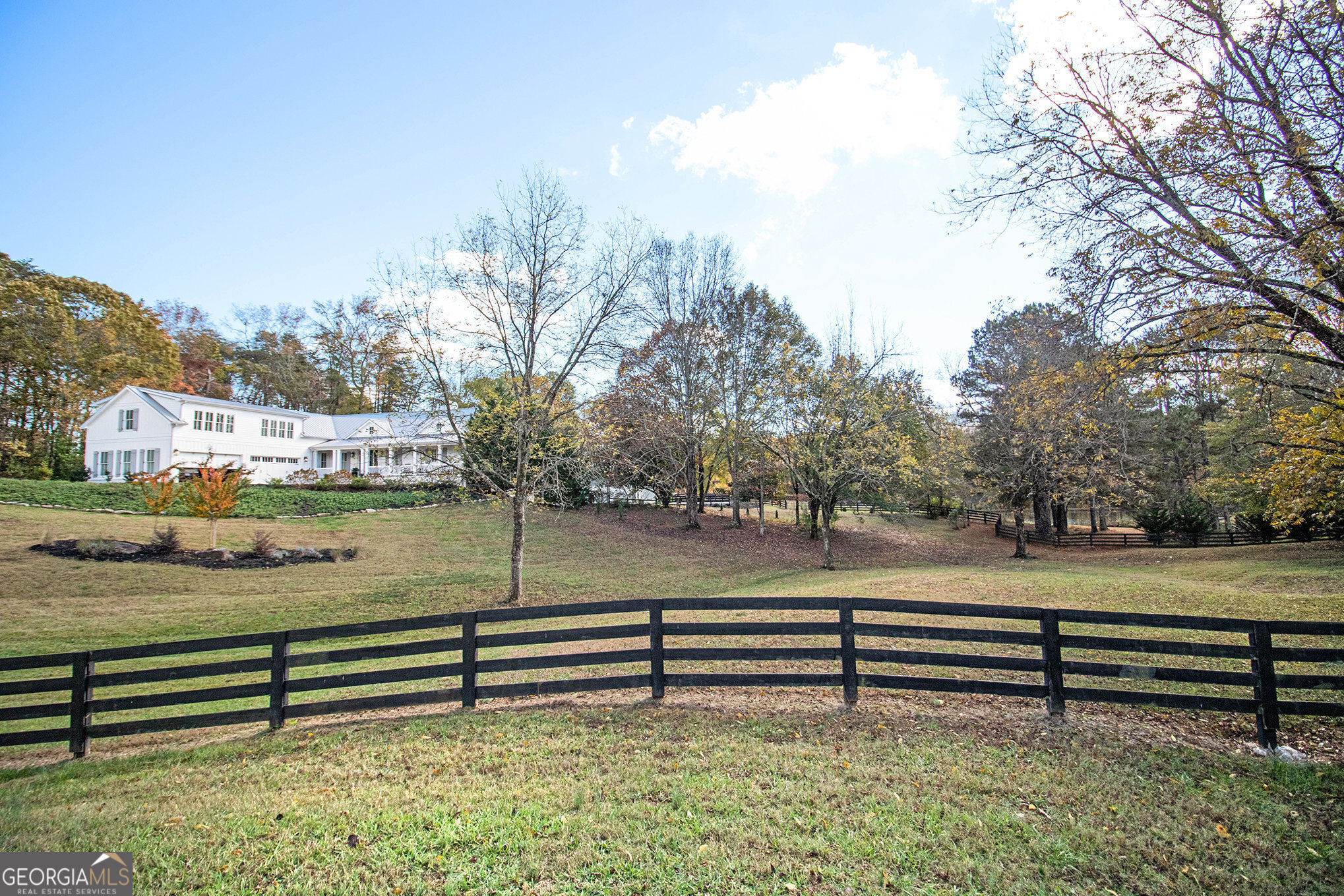 1715 Sawnee Meadow Lane Property Photo 3