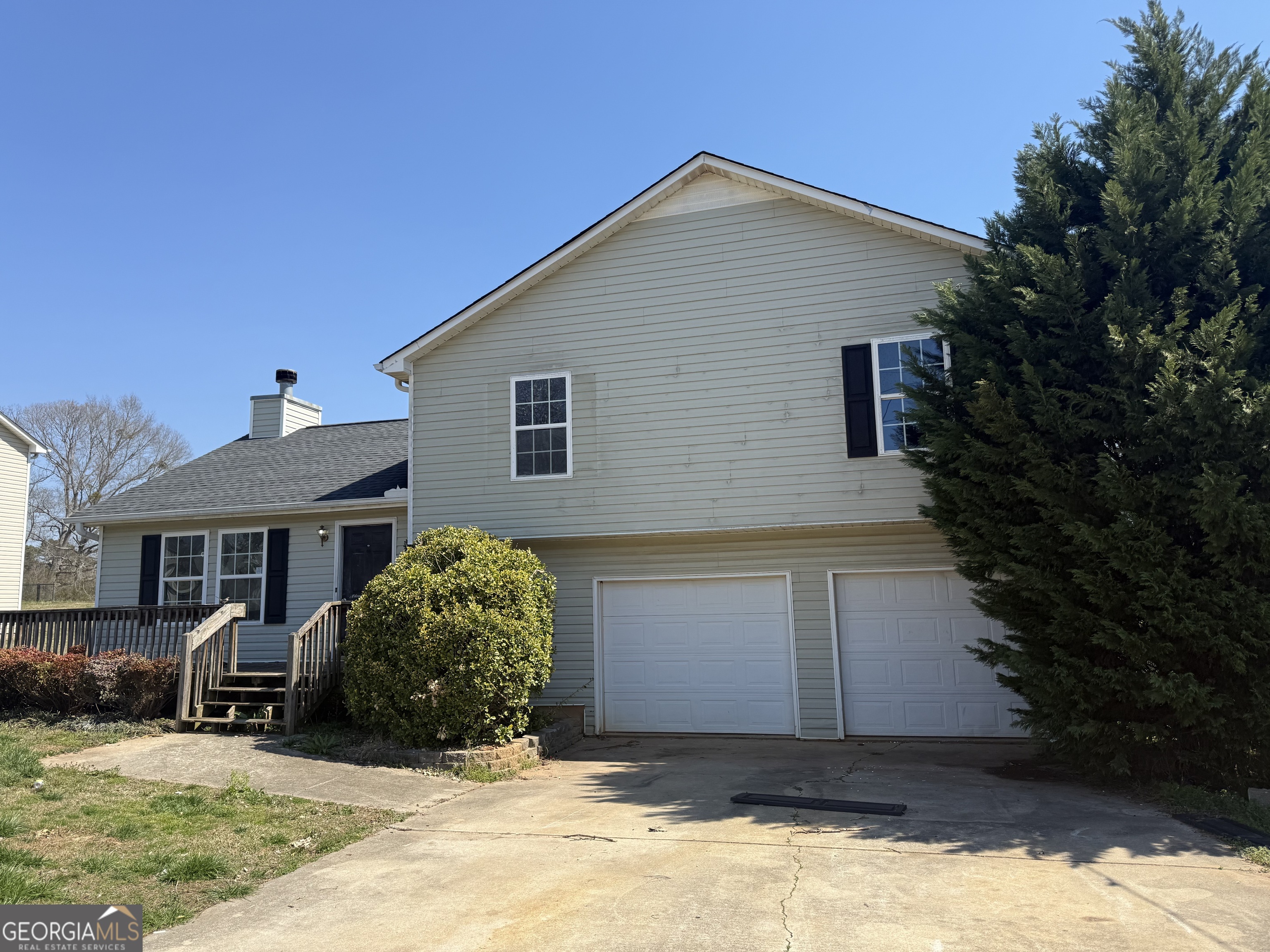 132 Scarlett Place Drive Property Photo 1