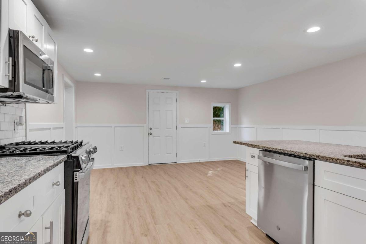 356 Lake Drive Property Photo 11