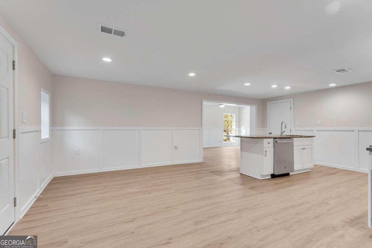356 Lake Drive Property Photo 13
