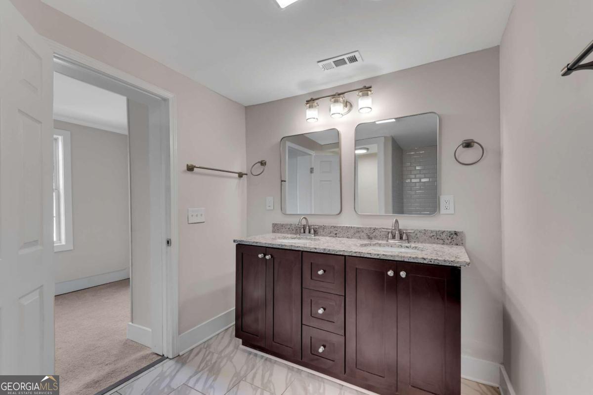 356 Lake Drive Property Photo 26
