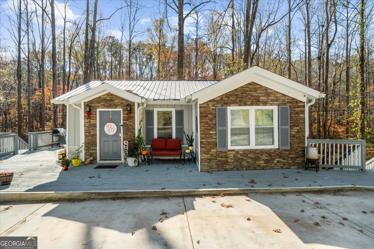 173 Mountainside Drive E