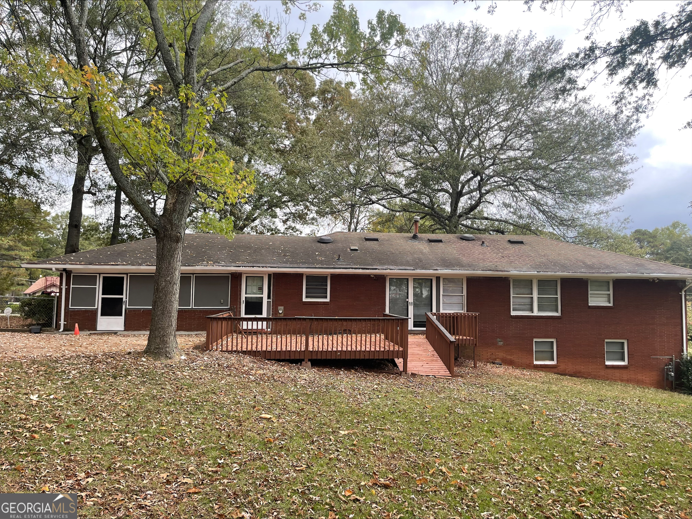 957 Astor Avenue Property Photo 11