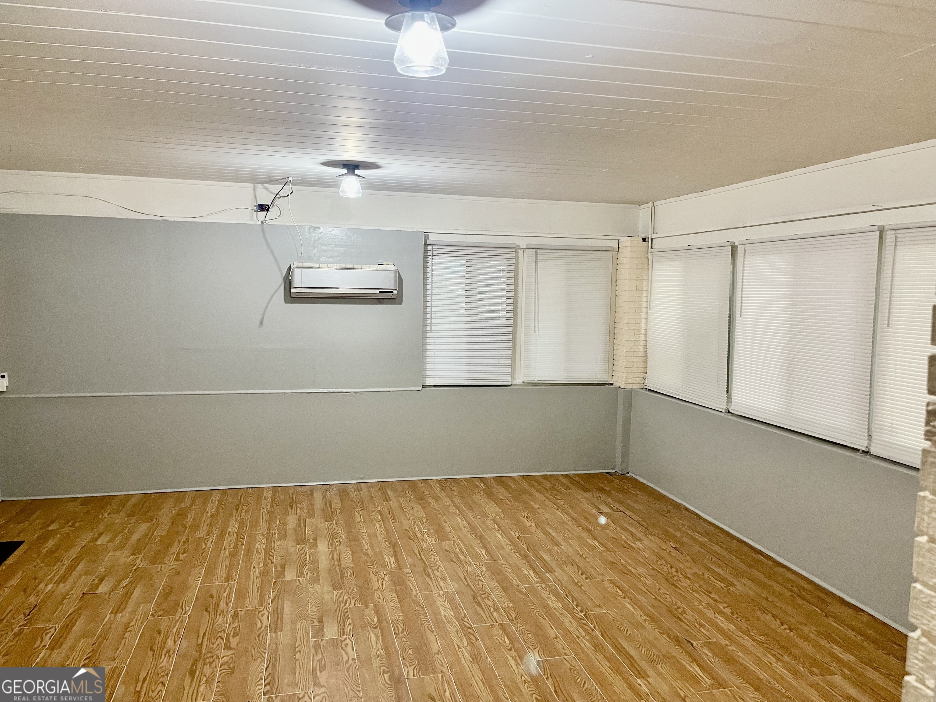 957 Astor Avenue Property Photo 23