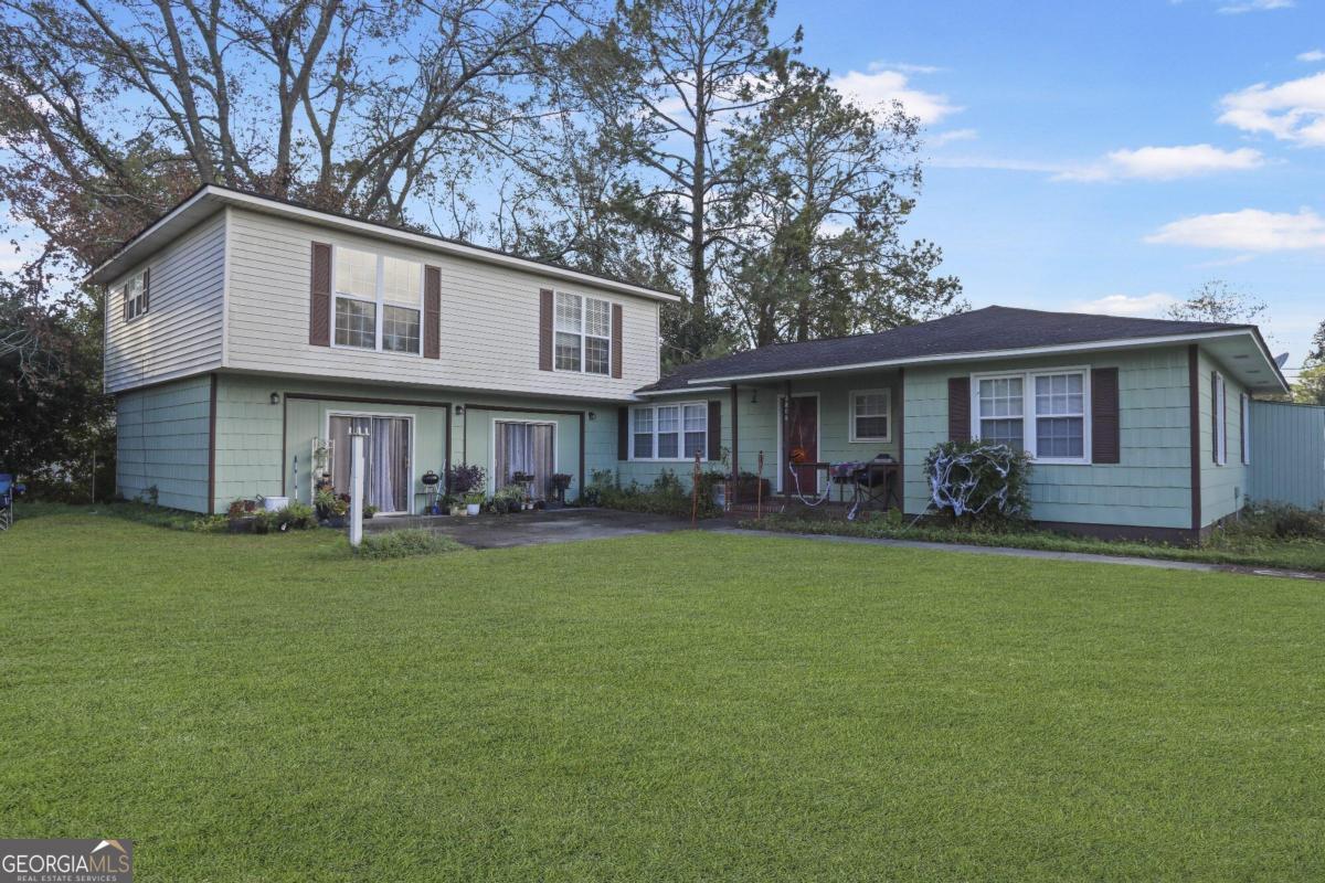 3808 Waycross Highway Property Photo 1