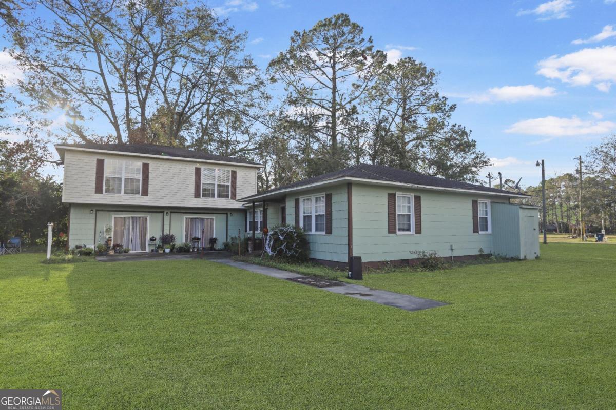 3808 Waycross Highway Property Photo 2