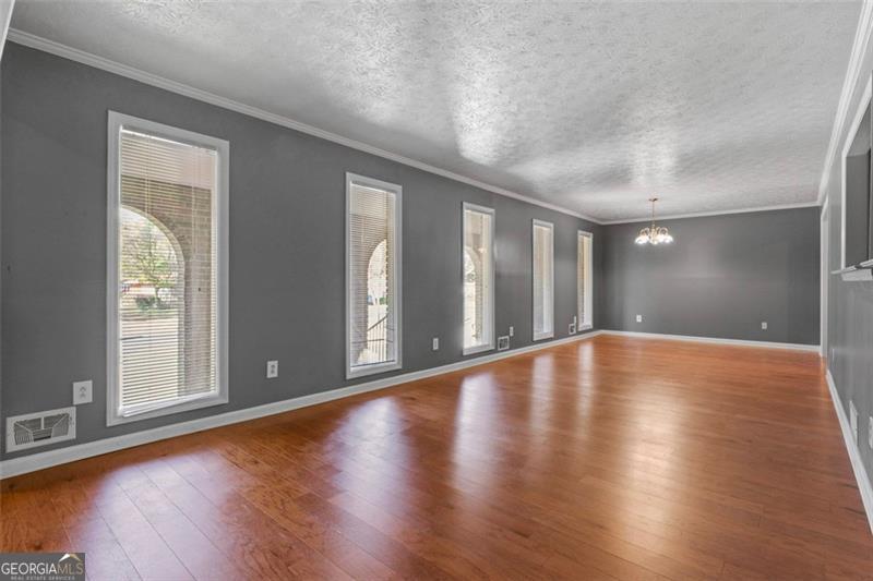 6418 Briarwood Court Property Photo 7
