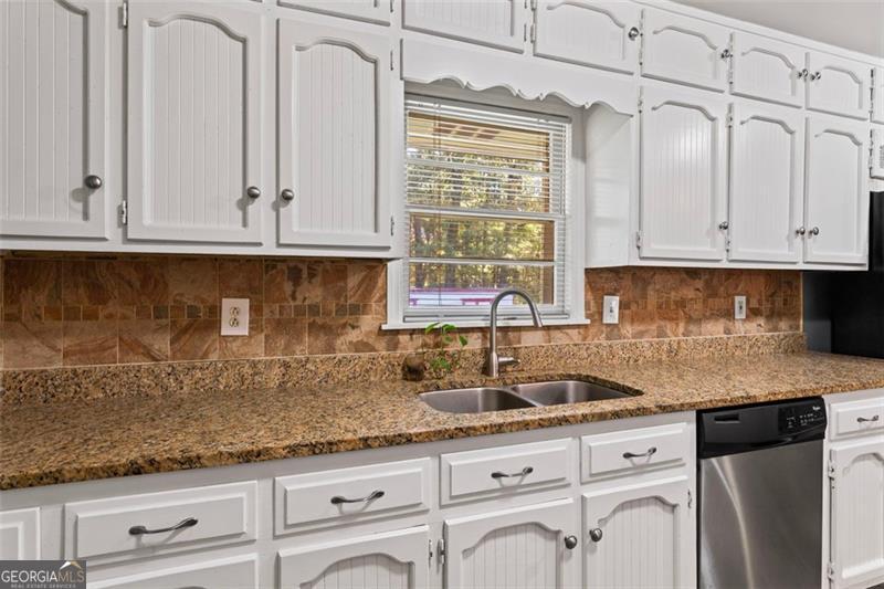 6418 Briarwood Court Property Photo 17