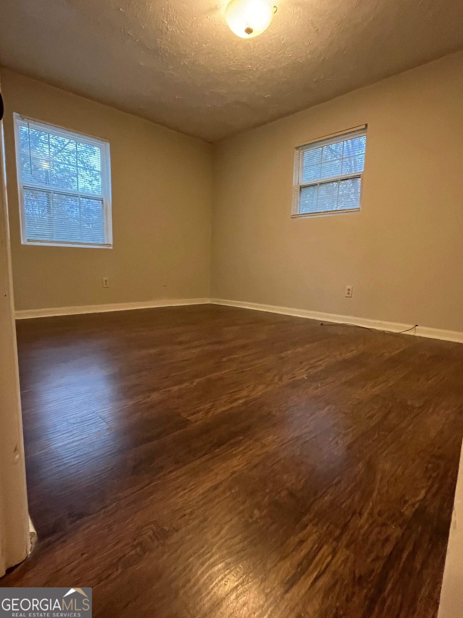198 Lucan Way Property Photo 6