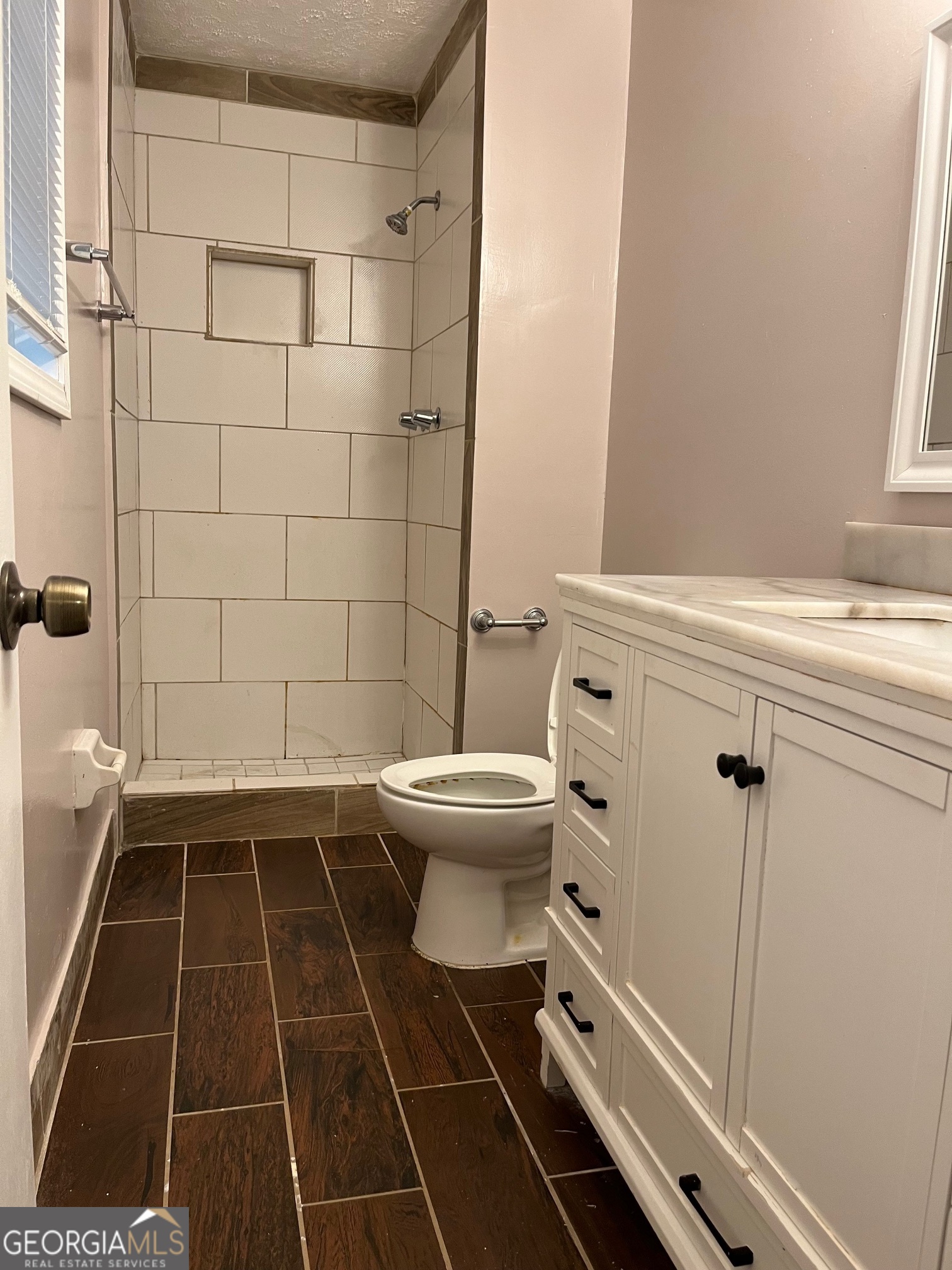 198 Lucan Way Property Photo 8