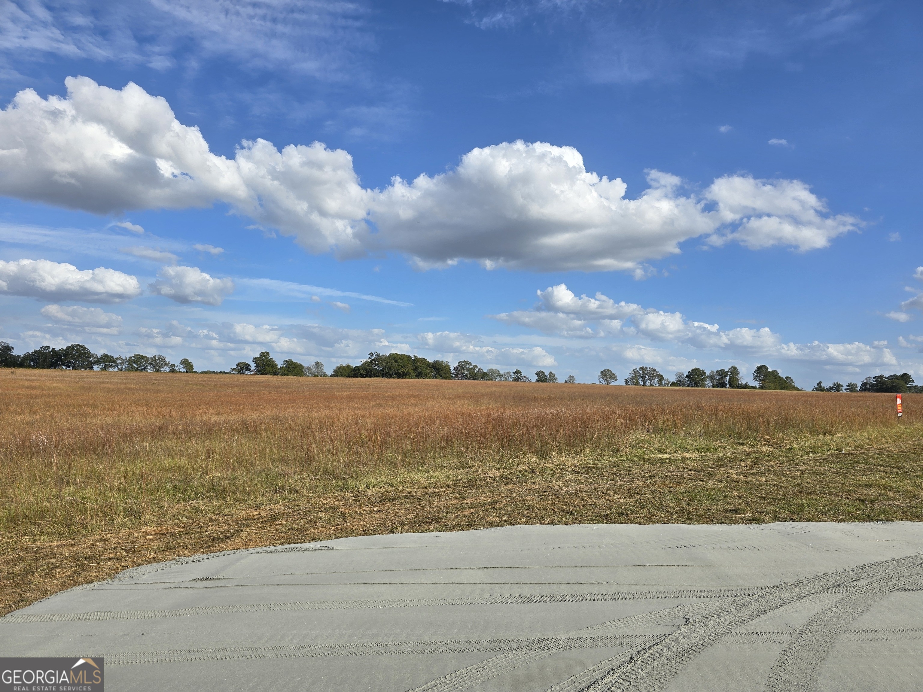 16 Hay Field Rd Property Photo 5