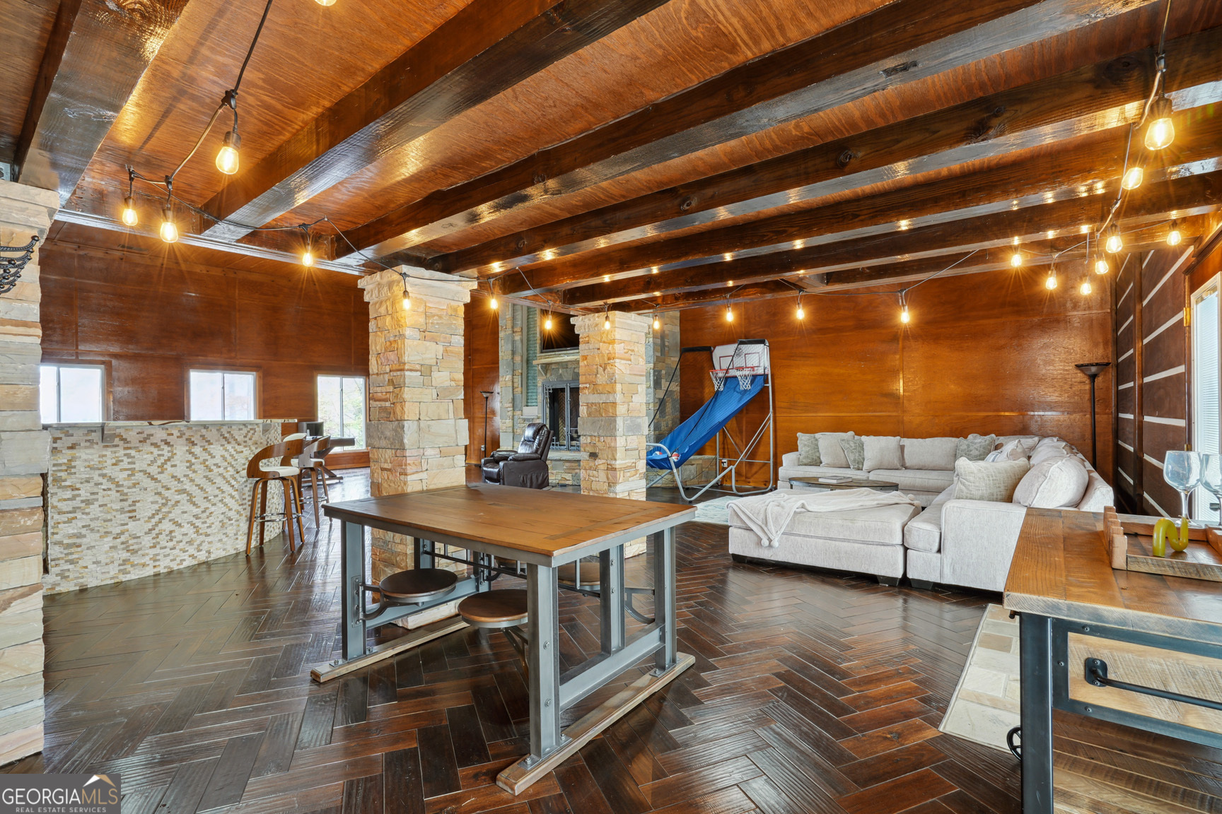 2440 Emerald Drive Property Photo 46