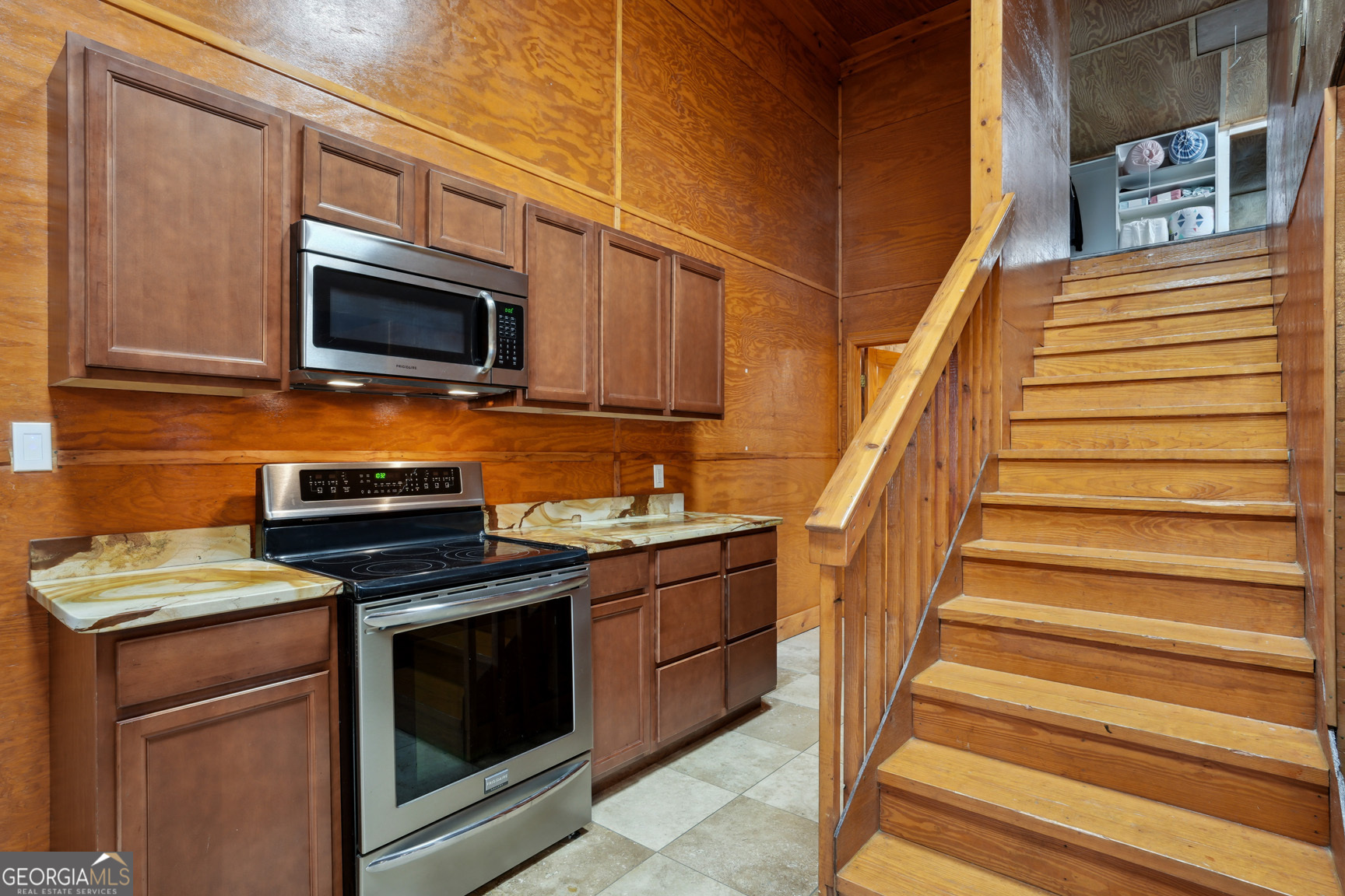 2440 Emerald Drive Property Photo 48