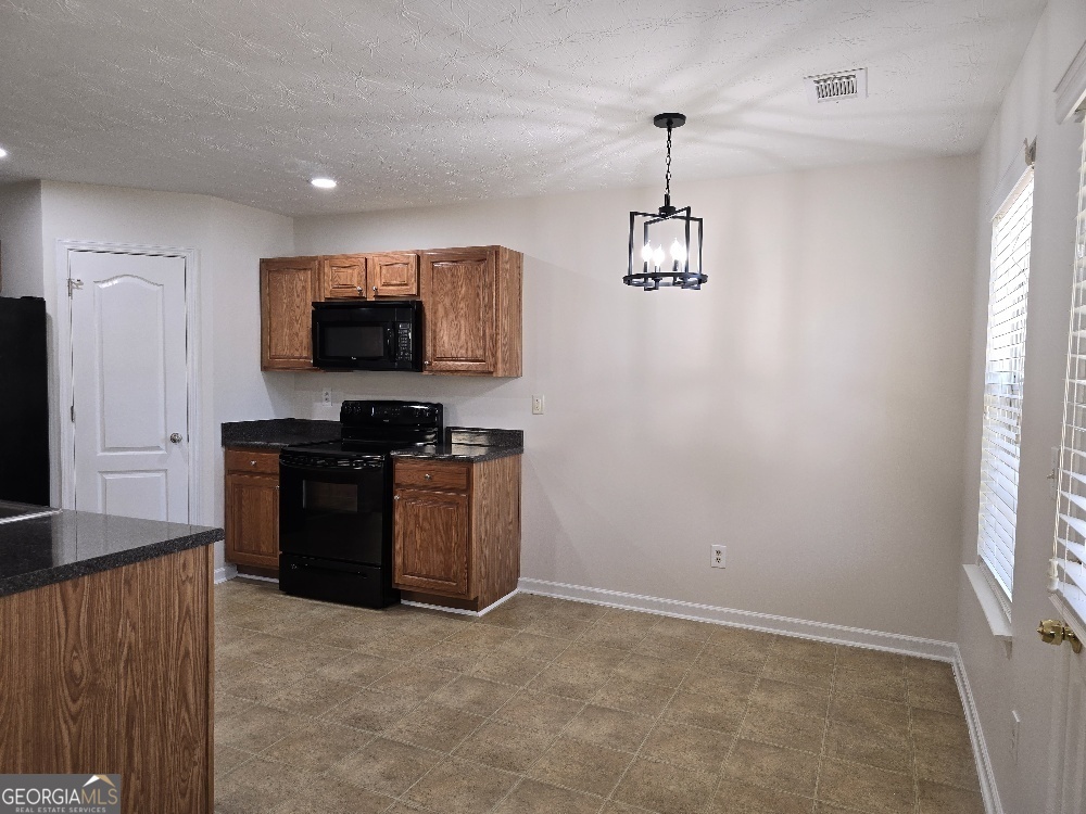 7419 Garnet Drive Property Photo 4